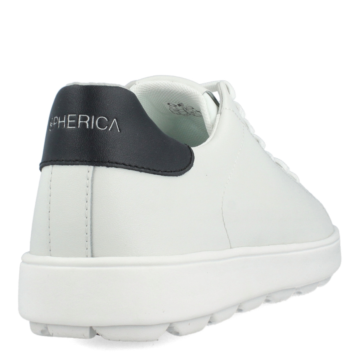 Deportivas de la marca Geox, modelo U45. Exterior de las deportivas en piel de color blanco. Interior de las deportivas en textil y ante color blanco con plantilla acolchada y extraíble. Cierre de las deportivas Geox con cordones. Deportivas con suela plana. Estas deportivas Geox U45 son unas clásicas que no te pueden faltar en tu armario. Tienen las comodidad perfecta que necesitas en tu día a día.
