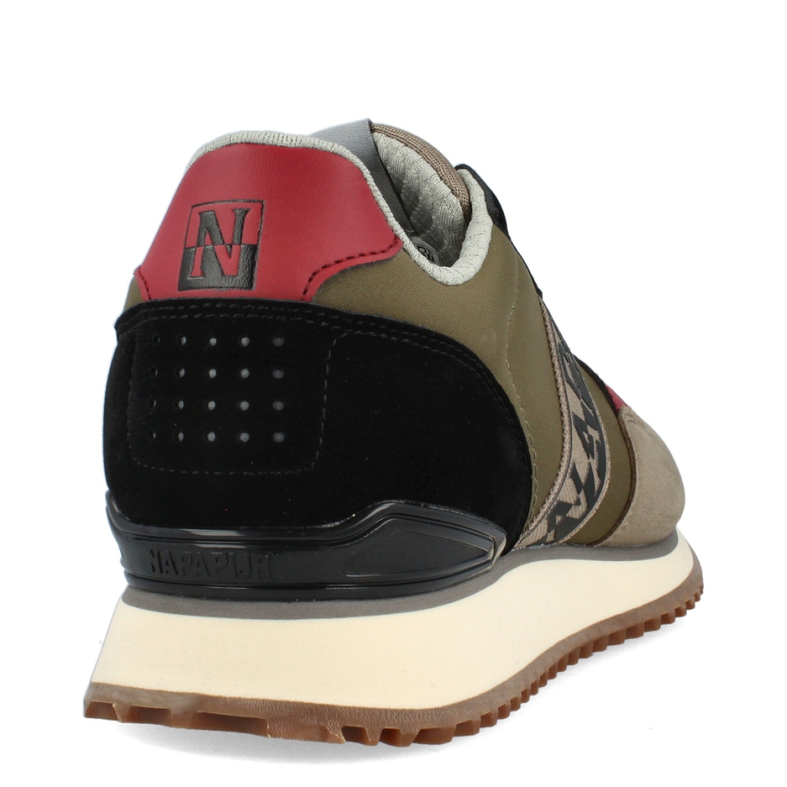 Deportivas clásicas de la marca Napapijri, modelo NP1. Exterior de las deportivas en naylon color verde con detalles en ante color taupe y negro, piel roja y estampado de la marca. Interior de las deportivas en textil color gris con plantilla acolchada y extraíble. Cierre de las deportivas con cordones y suela plana. Estas deportivas Napapijri NP1 son unas clásicas, que te permitirán crear diferentes looks en tu día a día.