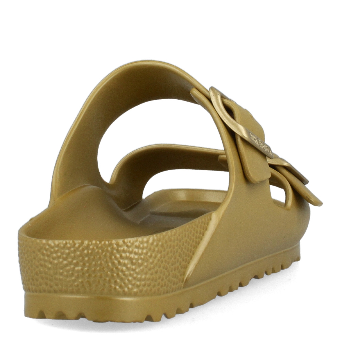 Sandalias de la marca Birkenstock, modelo ARIZONA EVA. Sandalias elaboradas en neopreno color oro de alta calidad. Cierre de las sandalias con doble hebilla, en el empeine y la pala. Sandalias con suela plana de goma. Estas sandalias Birkenstock ARIZONA EVA son ligeras, resistentes al agua y ofrecen la mayor comodidad que necesitas para esta temporada.