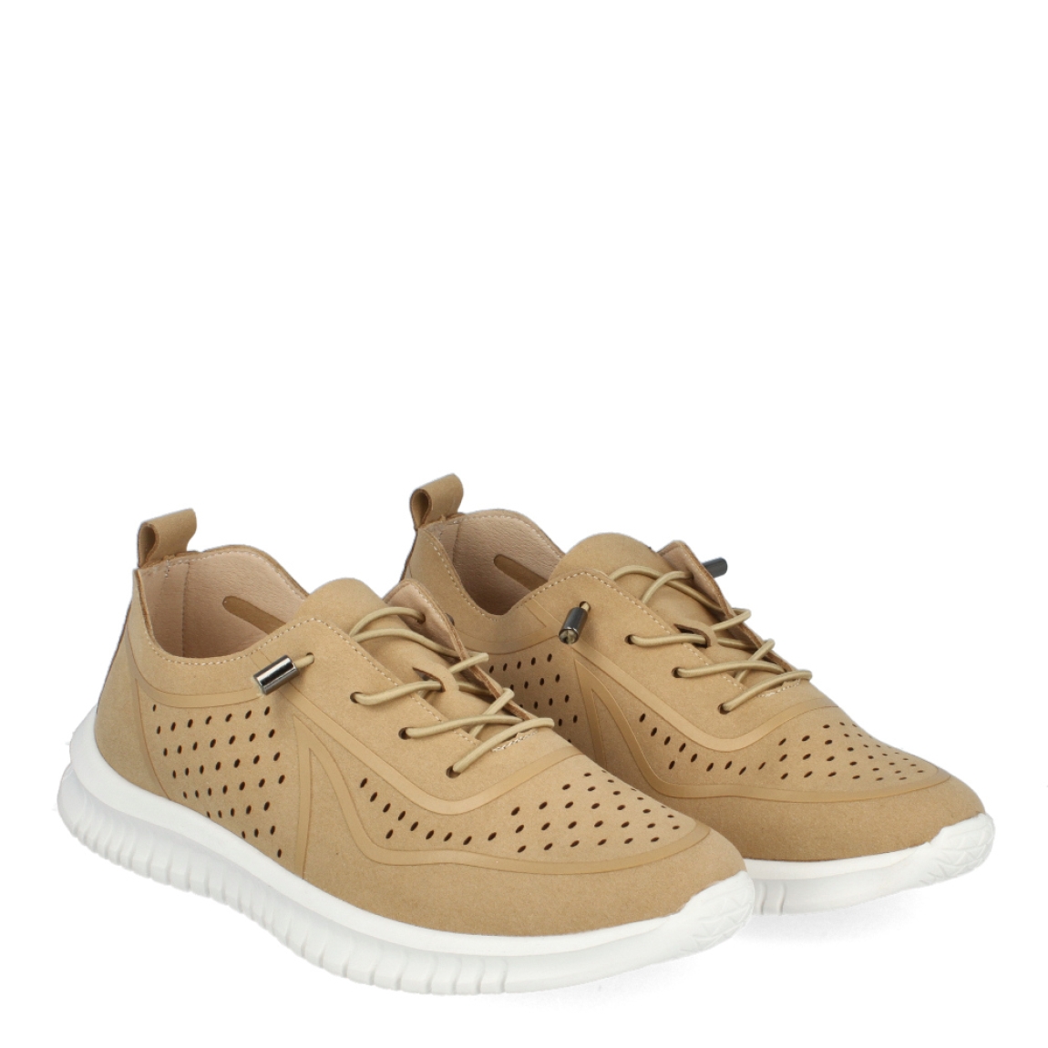 Deportivas de la marca Tiziana, modelo 94T. Exterior de las deportivas en microfibra color camel con efecto troquelado. Interior de las deportivas en piel color nude. ierre de las deportivas Tiziana con cordones elásticos y suela plana de goma. Estas deportivas Tiziana 94T son el complemento perfecto para tus looks de temporada.