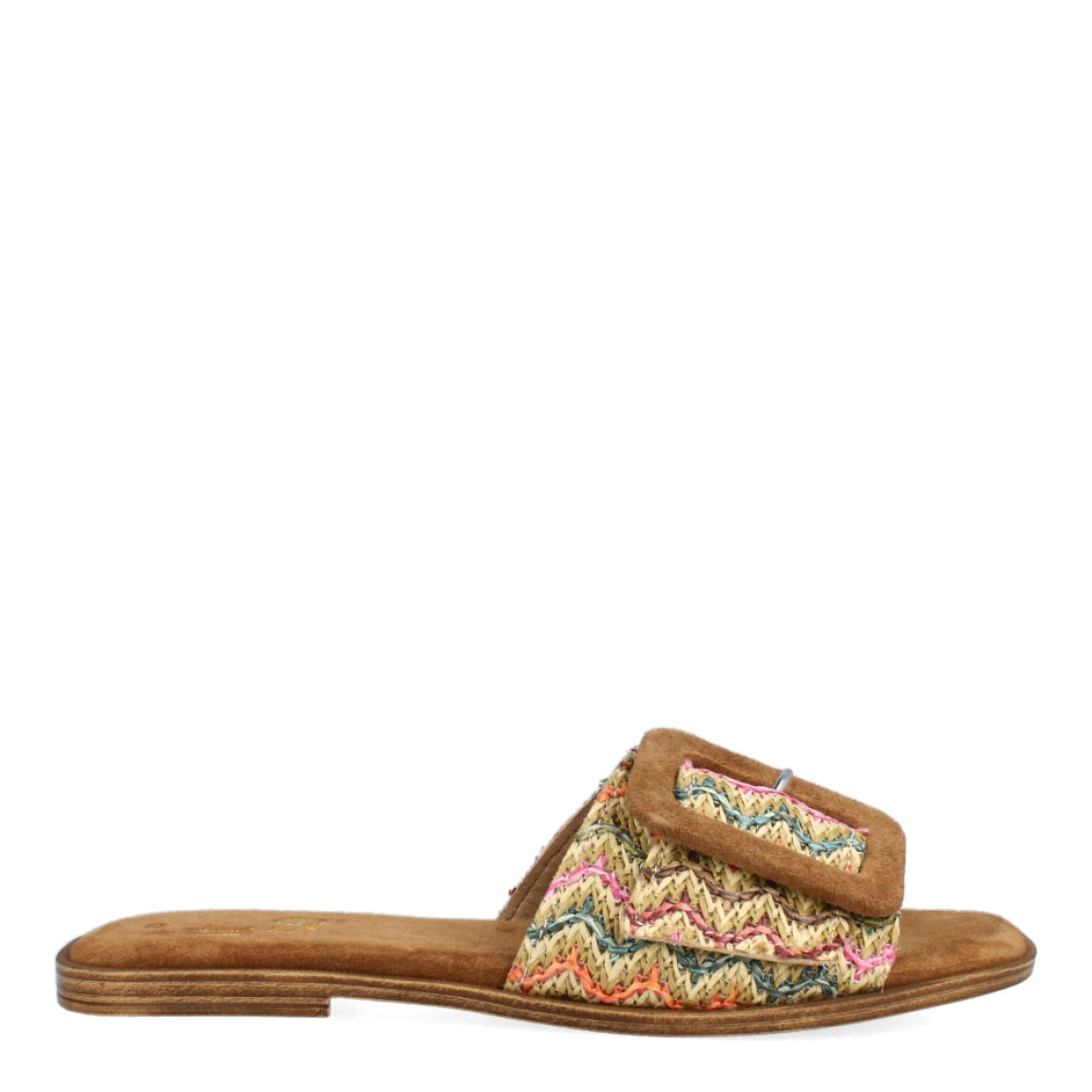 Chanclas de la marca Itse, modelo LARISA. Exterior de las chanclas en rafia multicolor. Interior de las chanclas en ante color camel. Cierre de las chanclas Itse con hebilla en la pala. Estas chanclas Itse LARISA son el complemento ideal para tus looks de temporada, gracias a su ligereza te ofrecerá la comodidad que necesitas en tu día a día.