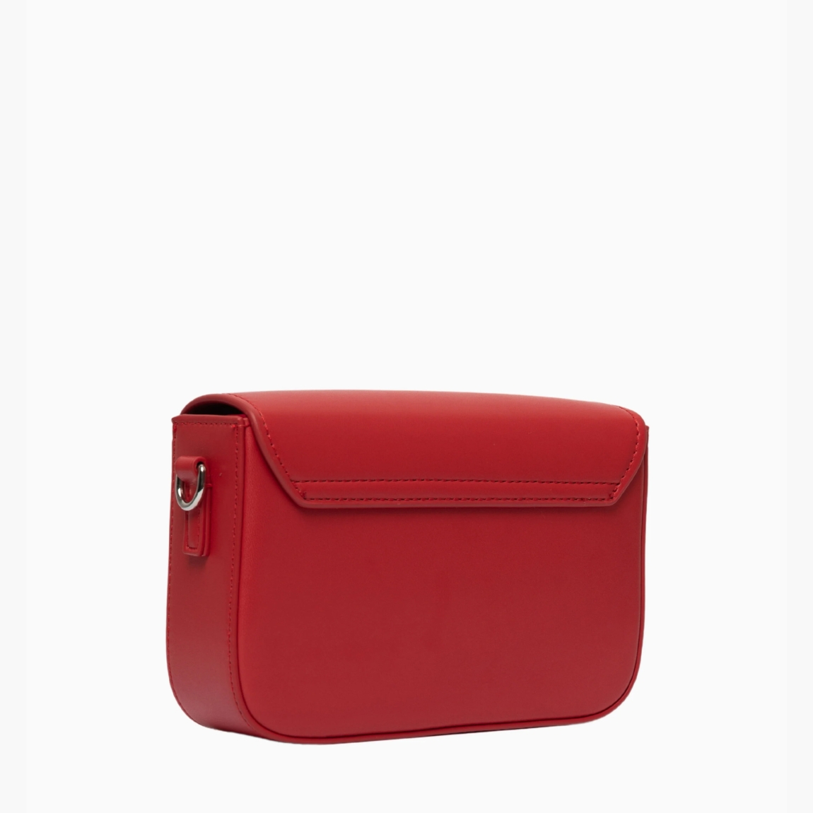 Bolso de la marca Olivia Mareque, modelo PANTONE. Exterior del bolso en piel color rojo. Interio del bolso en piel color rojo con compartimento. Cierre del bolso con imán y asa bandolera extraíble. Medidas del bolso: alto 11cm y ancho 18cm. Este bolso Olivia Mareque PANTONE es el complemento ideal que necesitas en tu armario de temporada. Combinable con todas las asas.