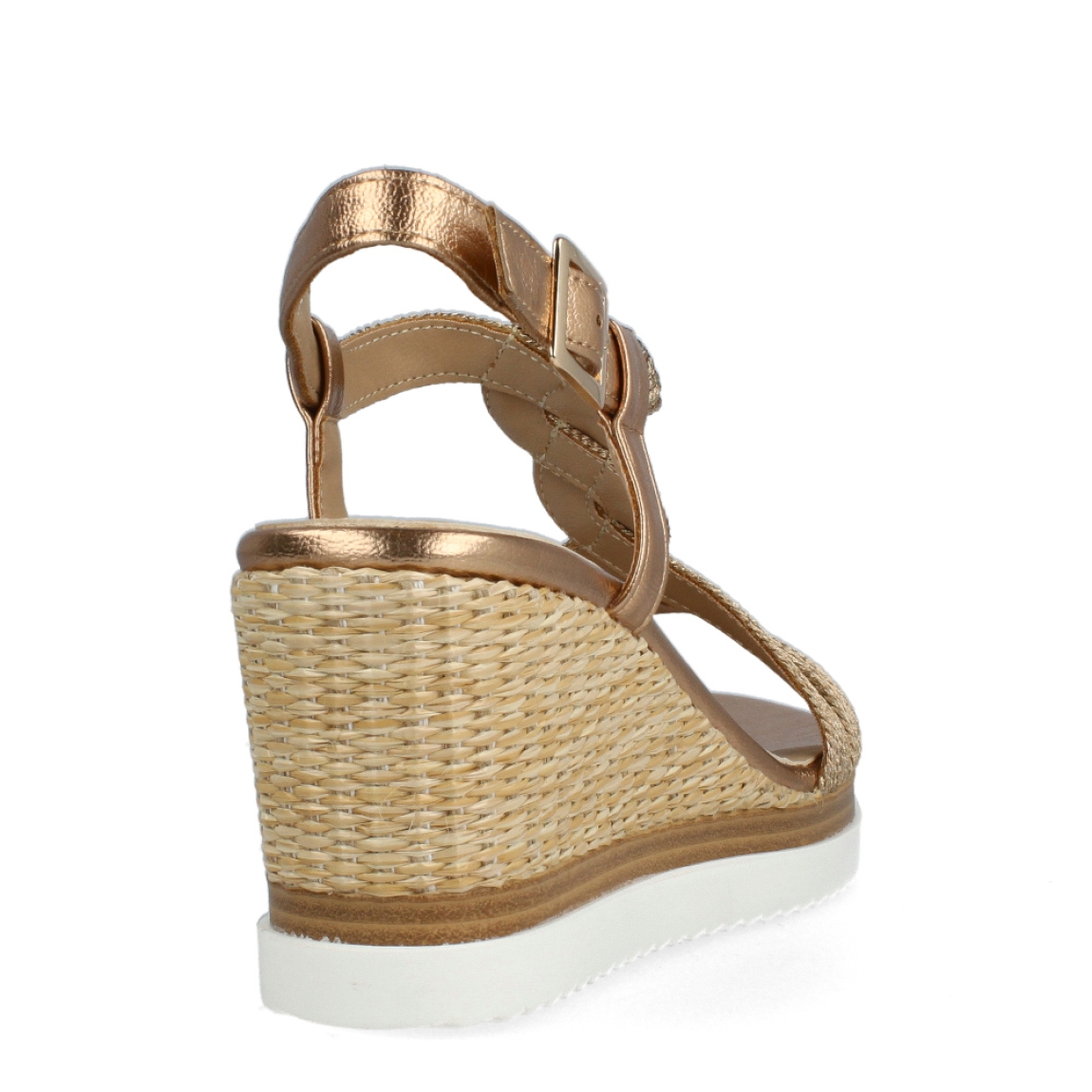 Sandalias de la marca Regarde Le Ciel, modelo MADISON. Exterior de las sandalias en piel color bronce con tiras. Interior de las sandalias en piel color beig. Cierre de las sandalias con hebilla y cuña de 7cm de altura. Estas sandalias Regarde Le Ciel MADISON son un complemento que te aportará comodidad y estilo en tus looks de temporada.