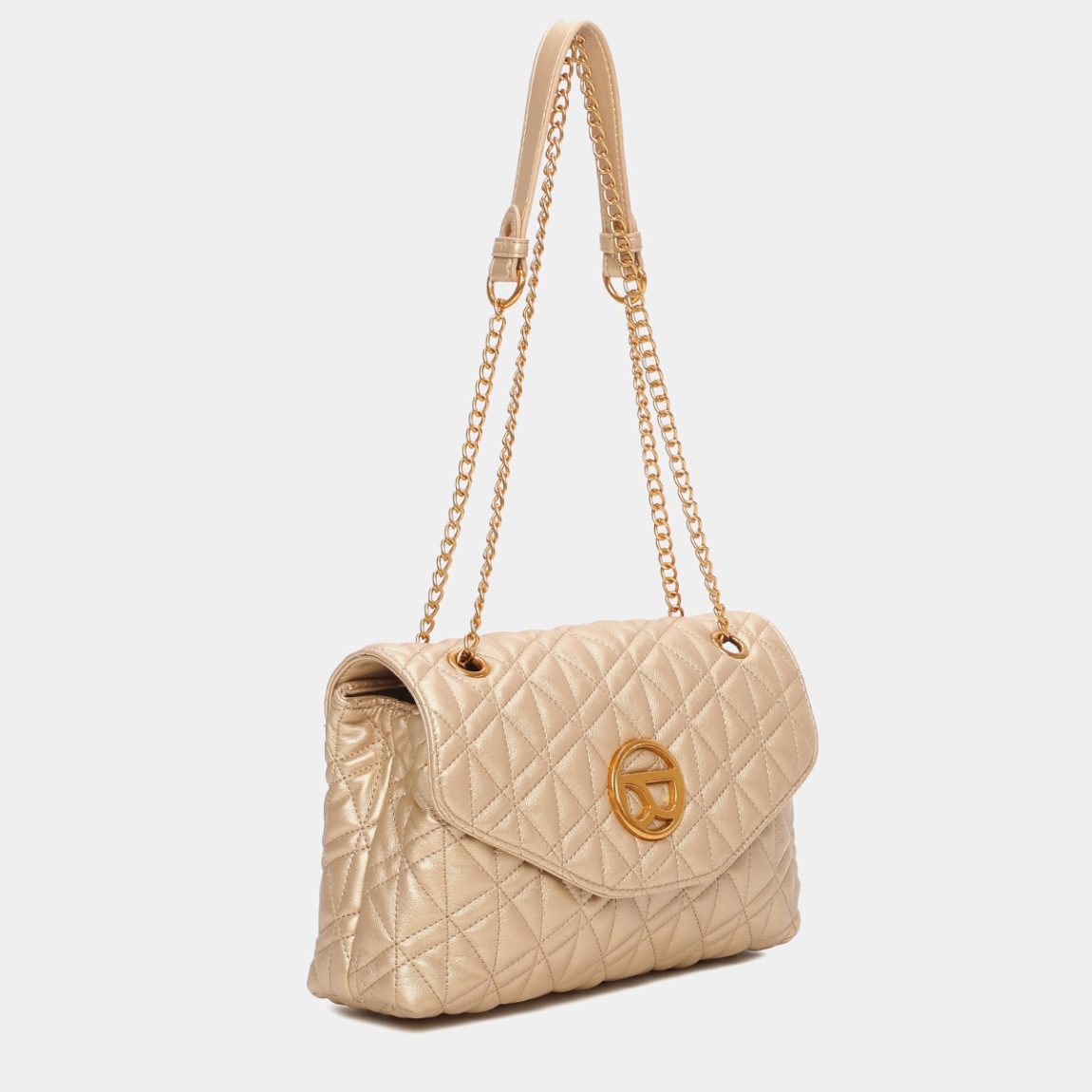 Bolso de la marca Binnari, modelo ELLA. Bolso elaborado en piel color platino con logo en la parte frontal. Interior con diferentes compartimentos y bolsillo con cremallera. Cierre del bolso con botón. Bolso con asa ajustable, de polipiel en el hombro y el resto de eslavones color oro viejo. Medidas del bolso: alto 16cm y ancho 26cm. Este bolso Binnari ELLA es un complemento ideal para tus looks.