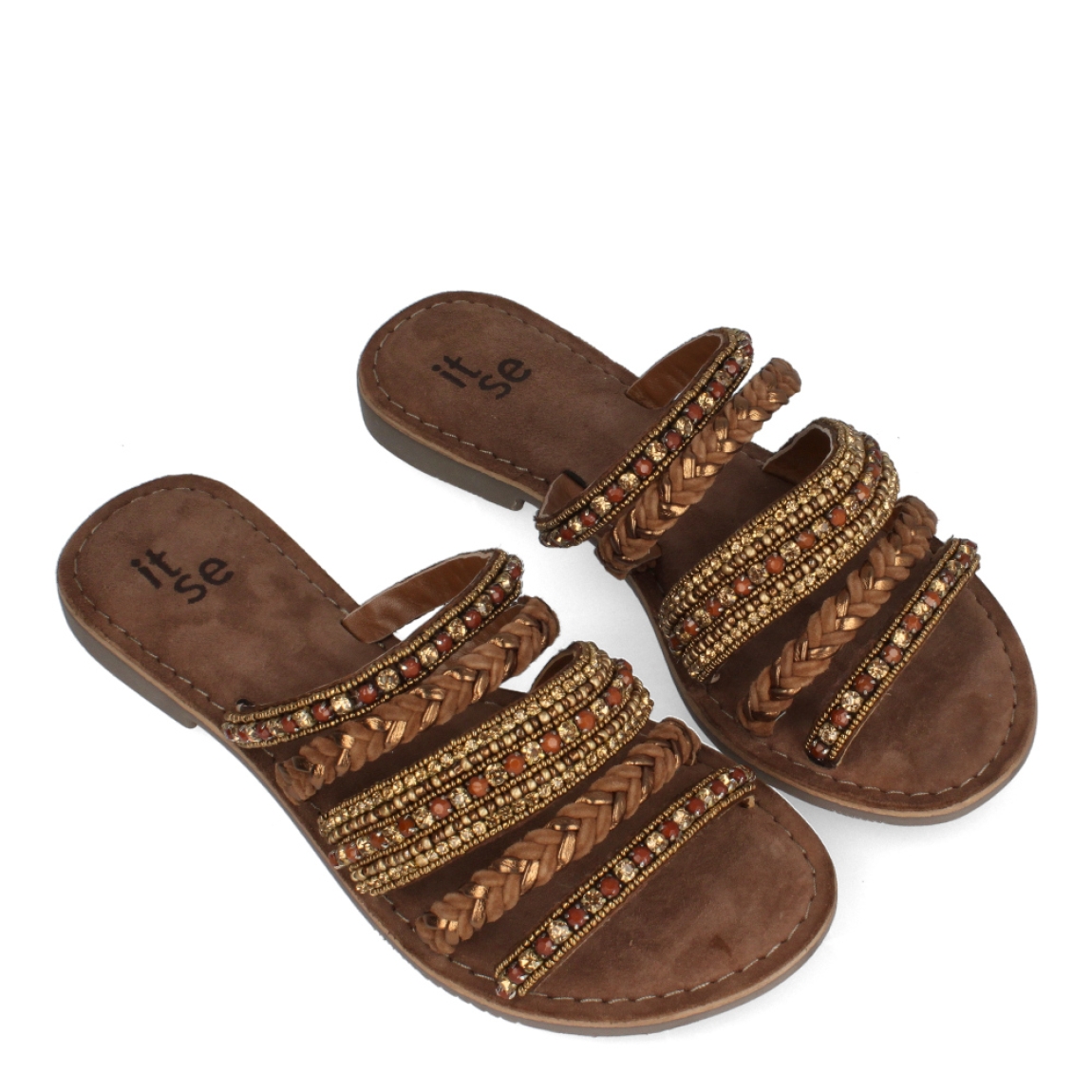 Sandalias de la marca Itse, modelo GINA. Exterior en piel color marrón con brillantes. Interior en ante color marrón y suela plana. Estas sandalias Itse GINA son complemento que hará resaltar tus looks de temporada y te dará la comodidad que necesitas en tu día a día.