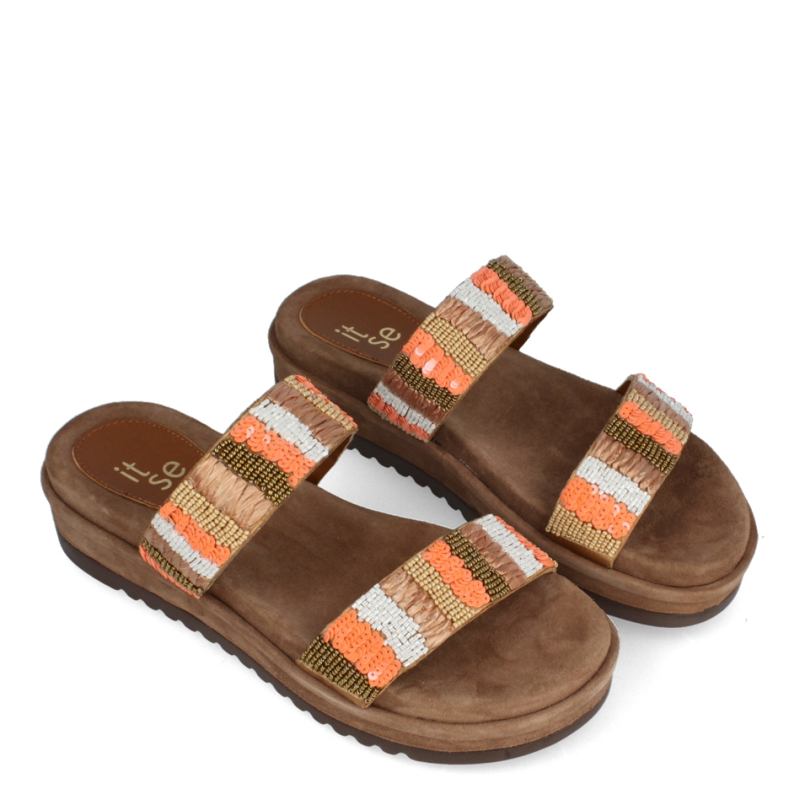 Sandalias de la marca Itse, modelo NANCY. Exterior de las sandalias en piel con dos tiras con detalles de piedrerías multicolor. Interior de las sandalias en ante color marrón y plataforma de 3cm de altura. Estas sandalias Itse NANCY son un complemento ideal para destacar tus looks de temporada, y sobre todo, disfrutar de una comodidad absoluta!