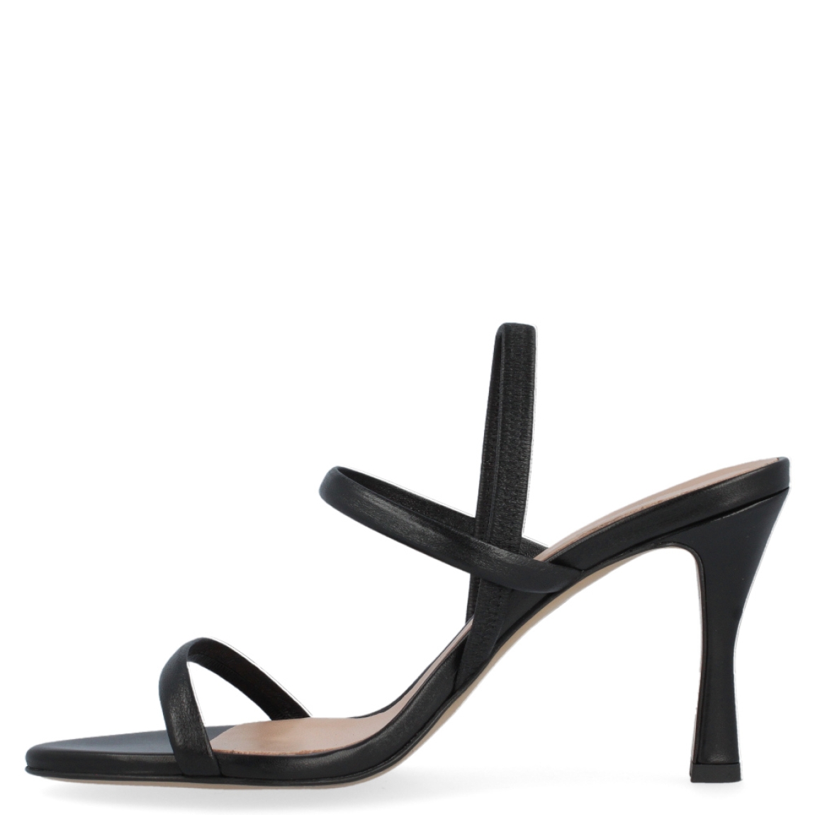 Sandalia de la marca Itse, modelo Serena. Exterior de la sandalia de piel de color negro. Interior de la sandalia de piel de color negro y nude. Sandalia con plantilla acolchada para garantizar el máximo confort posible. Sandalia con tacón alto de 8 cm de altura. La sandalia de piel negra de Itse, modelo Serena, es una sandalia versátil y cómoda, perfecta para tus eventos. ¡Queda bien con todo!