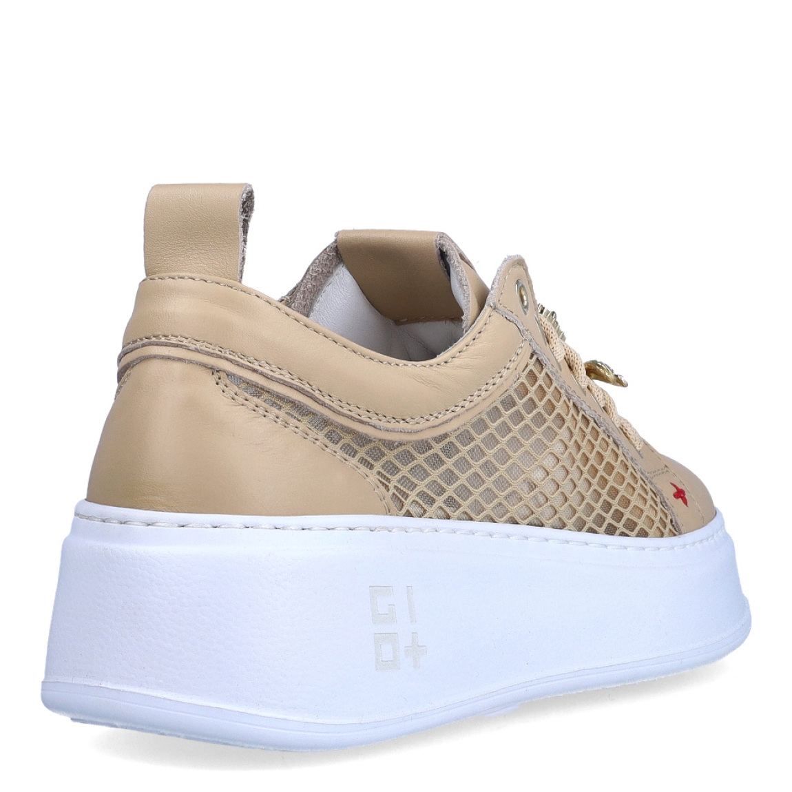 Deportivas de la marca GIO+, modelo PIA. Exterior de las deportivas en piel en efecto rejilla color camel con detalle en blanco en la parte del talón. Interior de las deportivasne en piel color blanco con plantilla acolchada y extraíble. Cierre de las deportivas con cordones blancos y adornos de abeja con piedrería brillante en la parte de la pala. Deportivas GIO+ con cuña de 4cm de altura. Estas deportivas GIO+ PIA son unas clásicas que no te pueden faltar en el armario de temporada. Podrás crear diferentes looks, con estillo y comodidad asegurada.