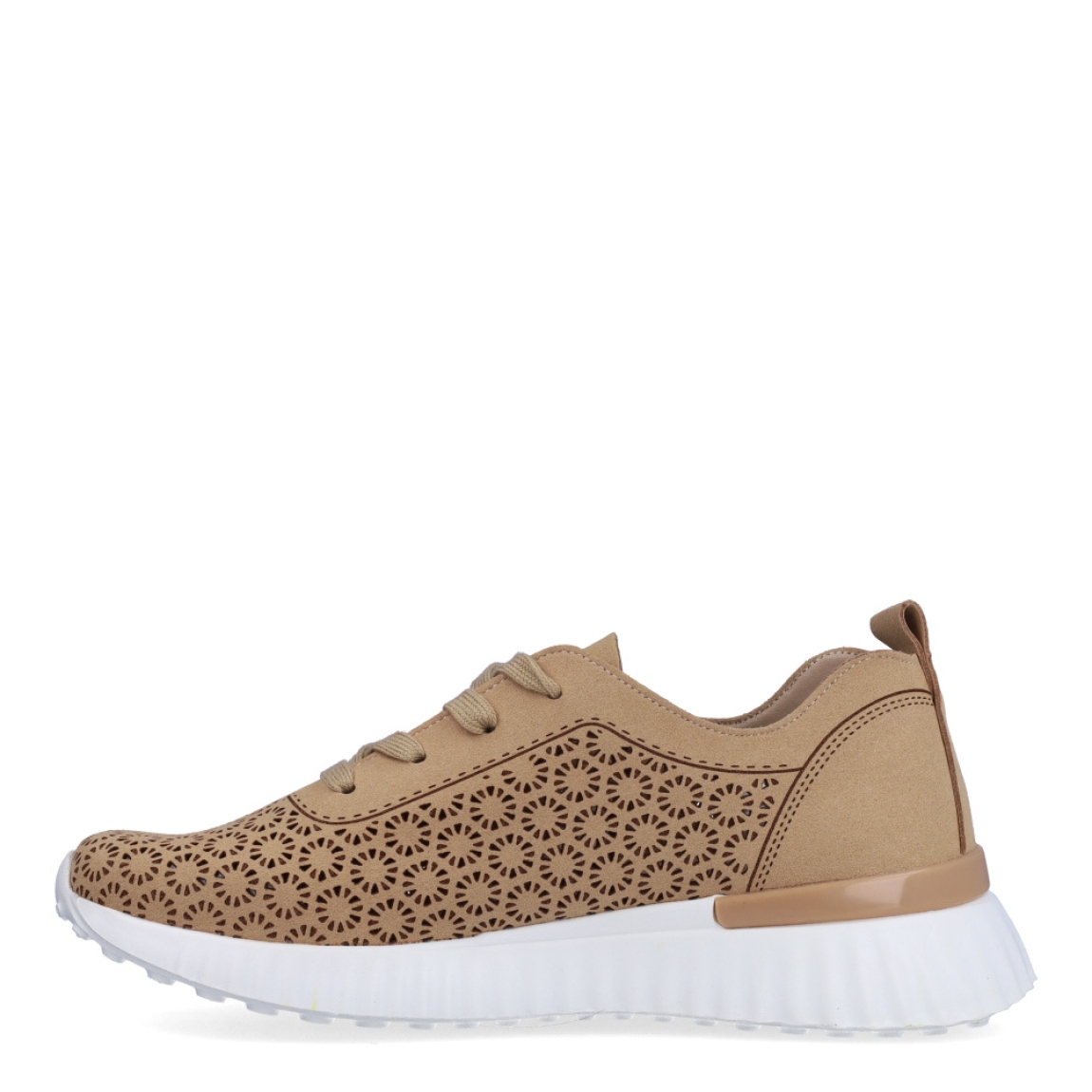 Deportivas transpirables de la marca Walk & Fly, modelo AH-80. Exterior en microfibra color camel con efecto troquelado. Cierre con cordones con plataformade goma dentada y cuña de 2cm de altura. Estas deportivas Walk & Fly AH-80 tienen la comodidad que necesitas en tu día a día!