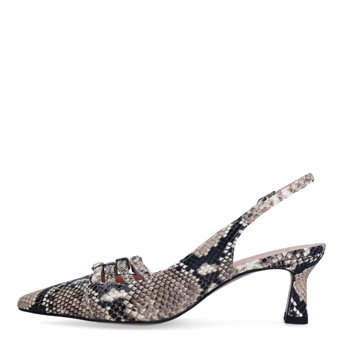 Salones destalonados de la marca Munné, modelo EVE. Exterior en piel animal print serpiente con punta de lápiz y detalle de triple hebilla en pala. Interior en piel color nude. Cierre con hebilla en el tobillo y un tacón de 4cm de altura. Salones detalonados Munné EVE son un complemento ideal que mezcla elegancia y cómodidad. Una pieza clave para armar diferentes looks!
