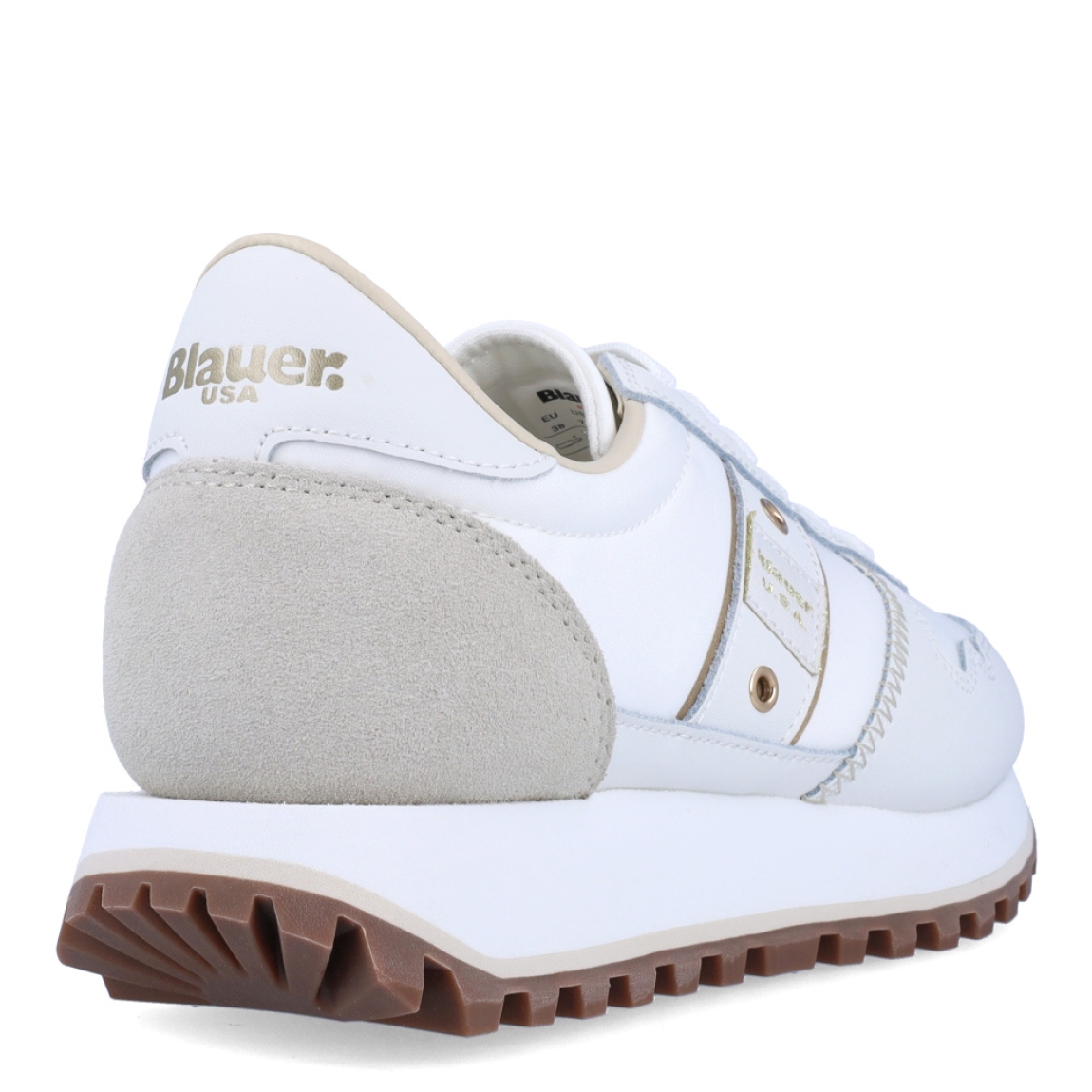 Deportivas de la marca Blauer, modelo MILLEN. Exterior de las deportivas en naylon color blanco. Interior de las deportivas en piel color blanco. Cierre de las deportivas con cordones color blanco. Deportivas con suela dentada de goma de 3cm de plataforma. Logo Blauer en el lateral exterior de la deportiva. Este modelo MILLEN de Blauer es ideal para tu comodidad del día a día!