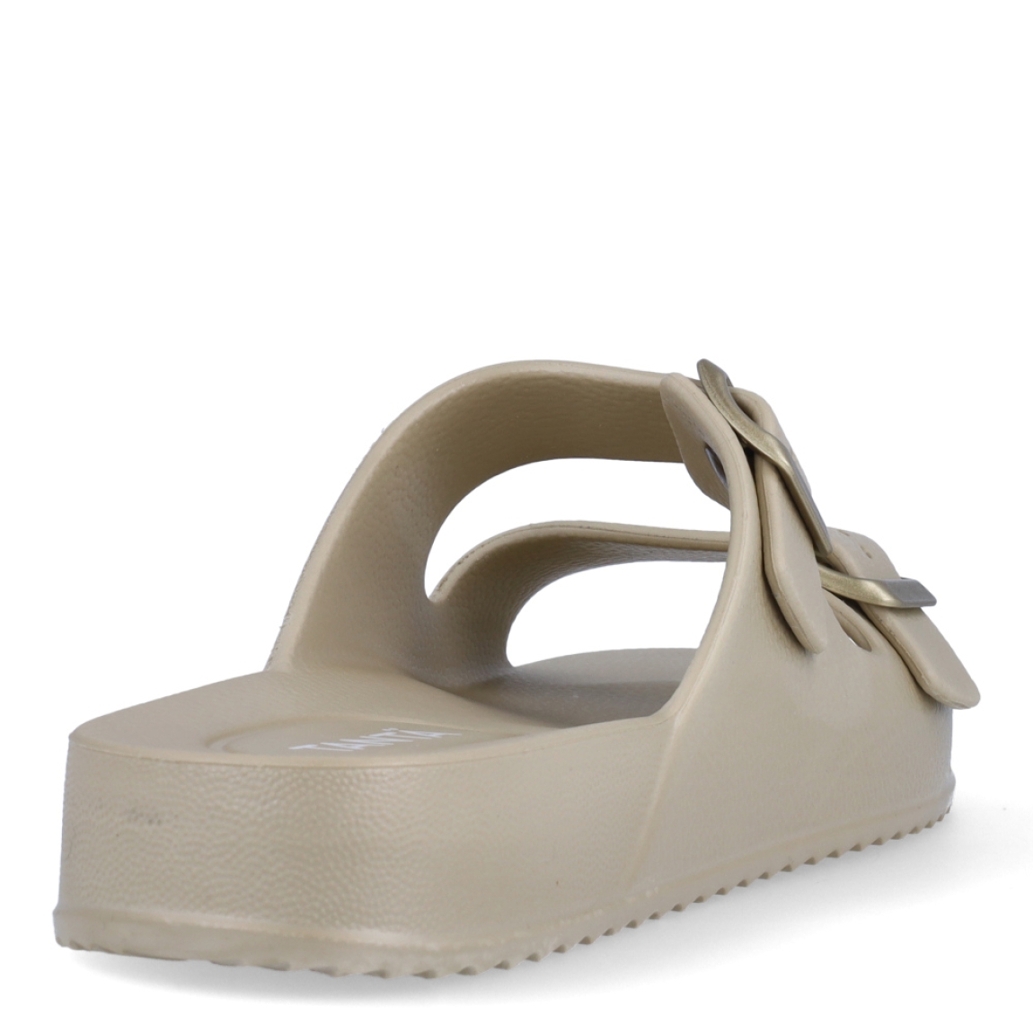 Sandalias clásicas de la marca Tanta, modelo T20. Exterior en goma color oro con dos hebillas en pala. Interior en goma color oro con estampado de logo. Sandalias co plataforma de 2cm de altura. Estas sandalias Tanta T20 son unas clásicas, ideales para llevarlas en tu día a día esta temporada!