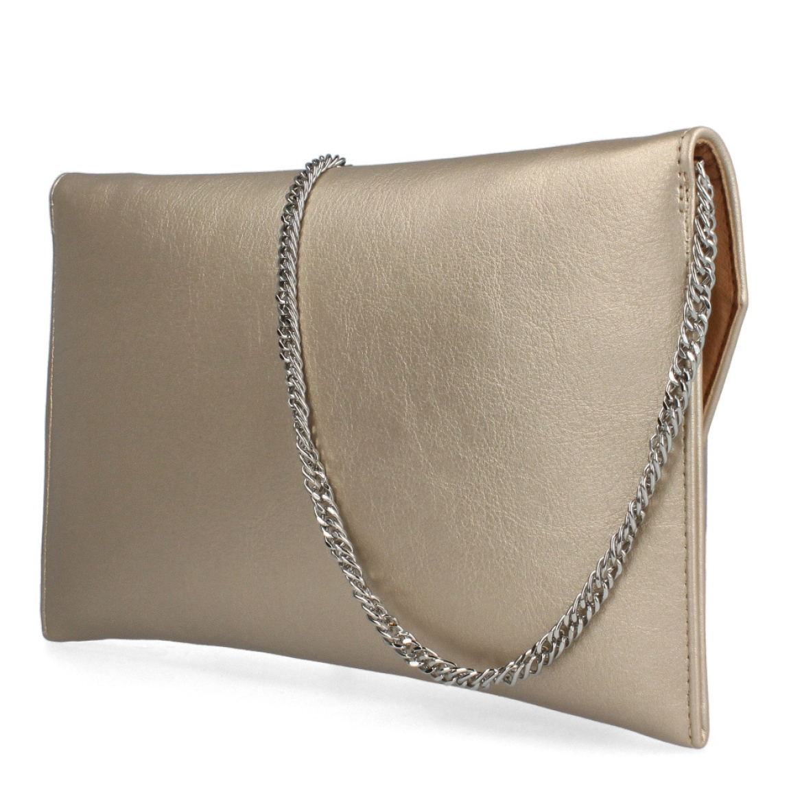 Bolso para eventos de la marca Munné, modelo VEGA. Bolso tipo cartera en piel vegana color champán. Cierre del bolso con doble botón inmantado y asa de cadena. Medidas del bolso: alto 14cm y ancho 25cm, perfectas para llevar de mano y colgado cuando lo necesites. Este bolso de fiesta Munné VEGA es un clásico reinventado que te acompañará en tus eventos más especiales a juego con tus zapatos.