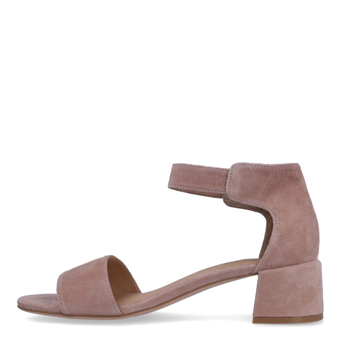 Sandalias de la marca Regarde Le Ciel, modelo YEREMI. Exterior de las sandalias en ante color nude. Interior de las sandaias en piel color nudel. Cierre de las sandalias Regarde Le Ciel con hebilla y tacones de 4cm de altura. Estas sandalias Regarde Le Ciel YEREMI son un complemento perfecto para tus looks de temporada.