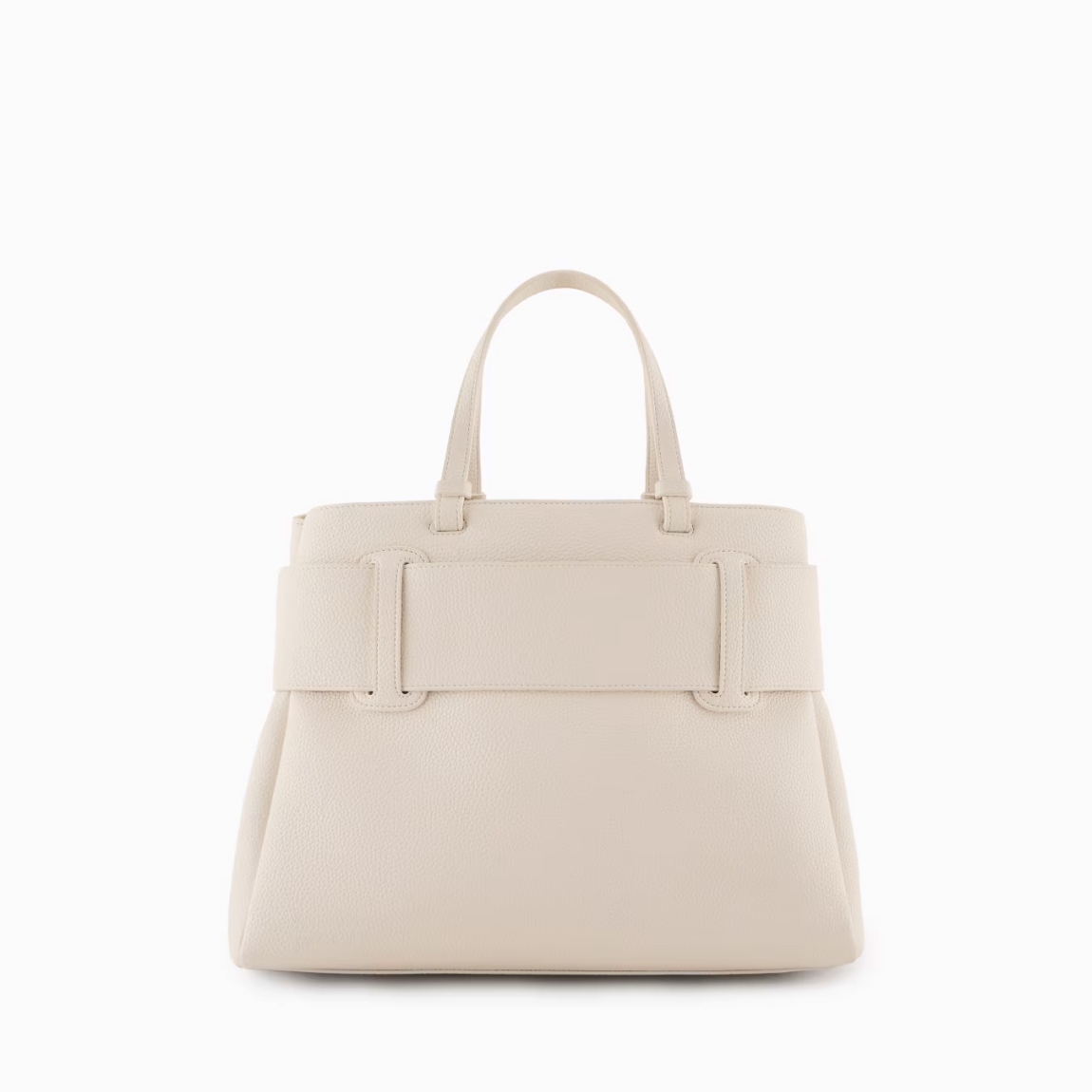 Bolso de mano de la marca Armani Exchange, modelo SOPHI. Elaborado en piel sintética color blanco, elegante y práctico, ideal para cualquier ocasión. El detalle del logotipo tonal en la parte delantera añade un toque sutil de sofisticación. El cierre magnético garantiza seguridad y facilidad de uso, mientras que las dos asas ofrecen un agarre cómodo para un transporte versátil. En el interior, un bolsillo adicional te permite organizar mejor tus artículos personales. Perfecto para el uso diario, este bolso combina estilo, funcionalidad y atención al detalle. Medidas: alto 24cm y ancho 30cm.
