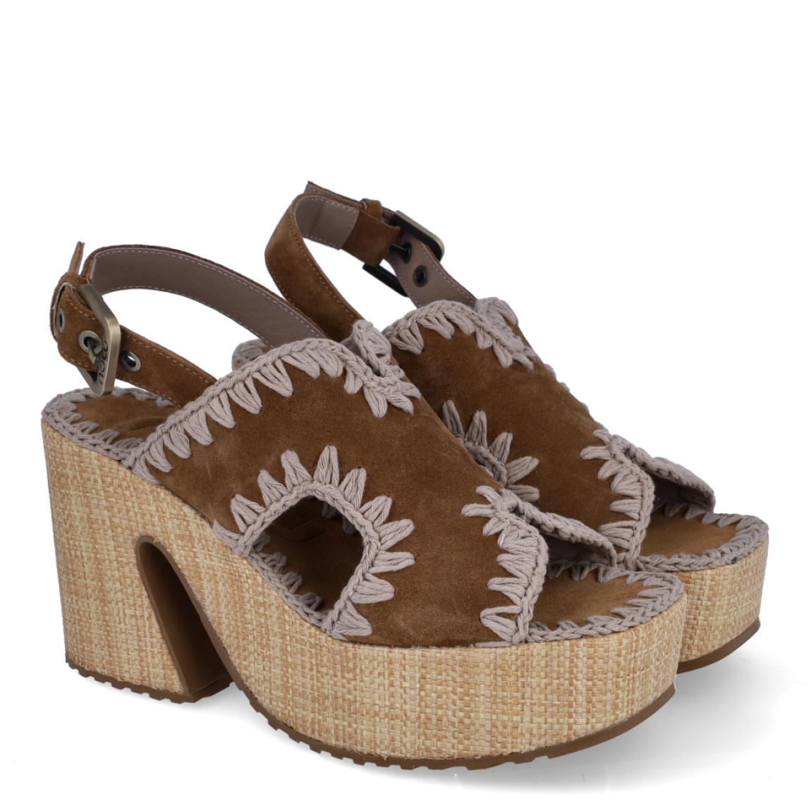 Sandalias Mou. modelo 12A. Estas elegantes sandalias bio estan elaboradas de ante color marron. Cierre con hebilla. Este modelo cuenta con un tacon de 9cm de altura. Estas sandalias Mou 12A son ideales para esta temporada!