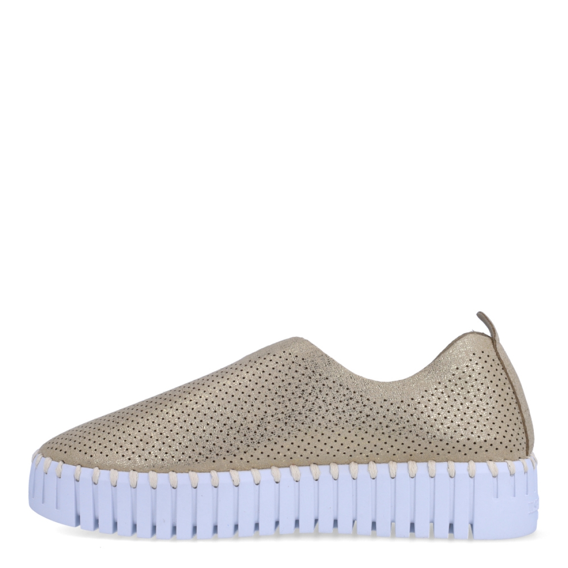 Deportivas de la marca Ilse Jacobsen, modelo Tulip Slip-In. Exterior elaborado en neopreno con efecto troquelado color platino. Interior en color beig. Suela de goma con 2cm de plataforma. Estas deportivas Tulip Slip-In son ideales en comodidad y estilo!