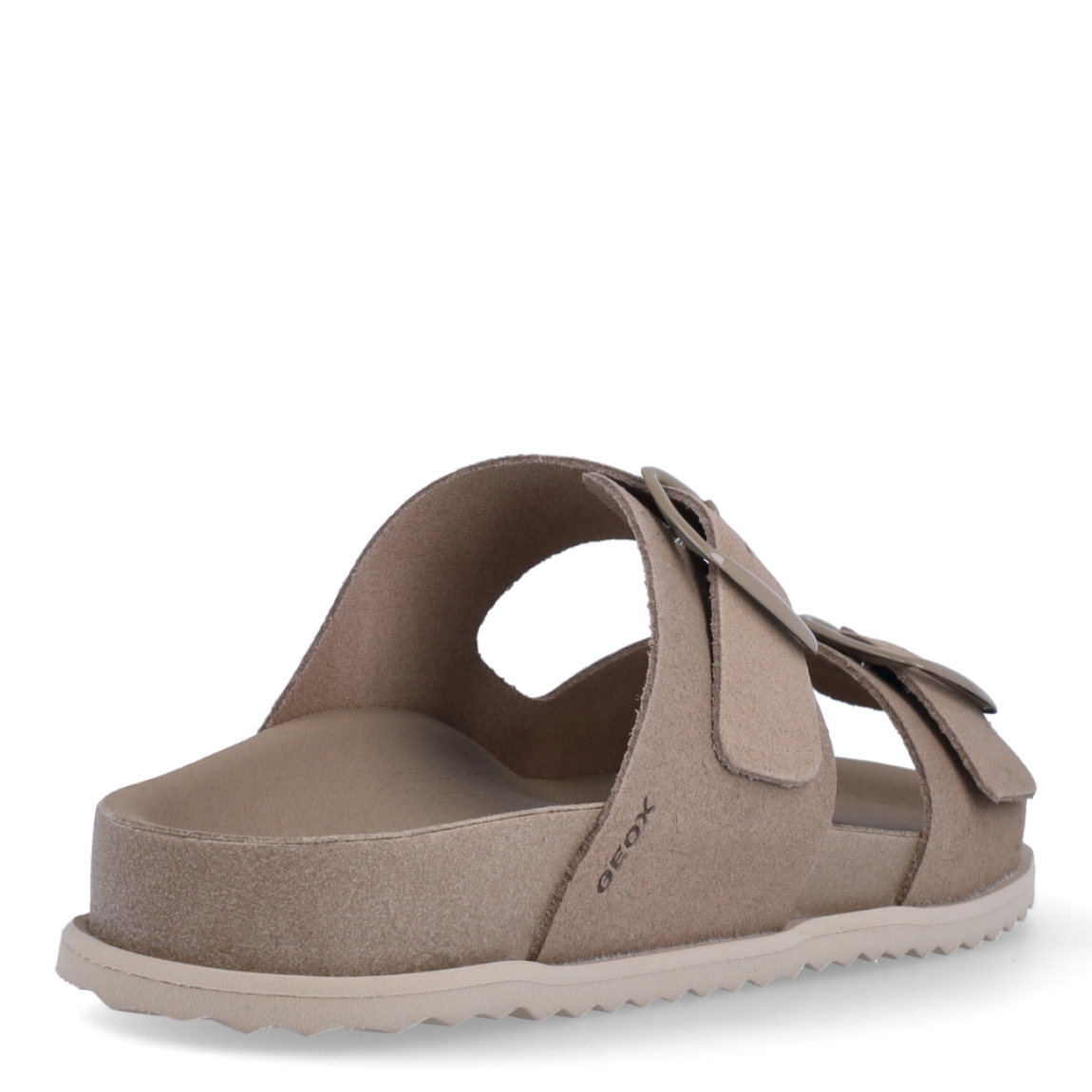 Sandalia para mujer de la marca Geox modelo SANDYBETT. Elaborada en neopreno color taupe, de estilo diario, que garantiza confort y transpirabilidad durante todo el día. Cierre con doble hebilla en pala. Este modelo, cuenta con una empella de suave gamuza. Ideal para la ciudad, Sandybett está pensada para añadir un toque moderno a los looks de verano.