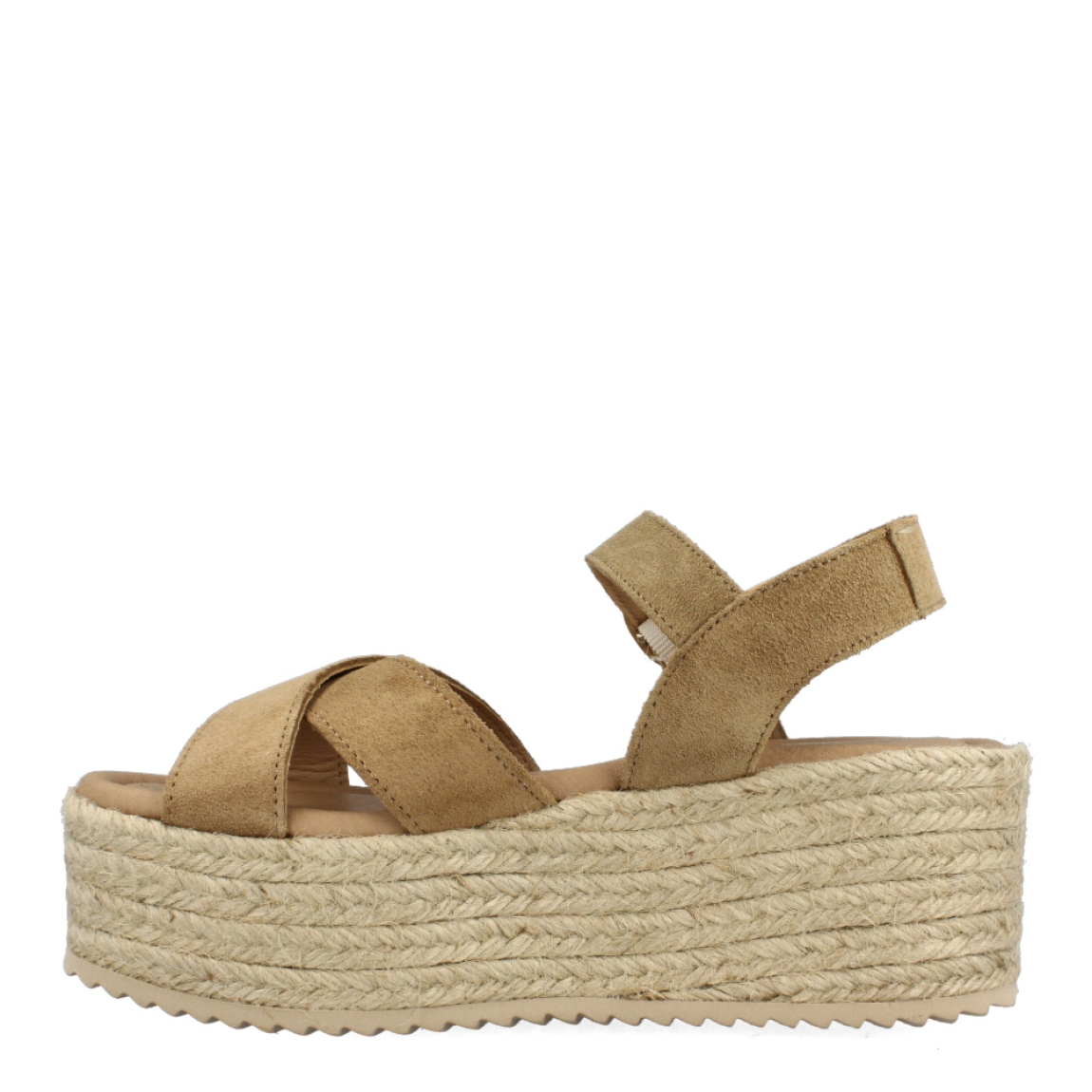 Sandalias de la marca Itse, modelo ROMEO. Exterior de las sandalias en ante color marrón con tiras cruzadas en la pala. Interior de las sandalias en piel color beig. Cierre de las sandalias Itse con hebilla en el tobillo y cuña de 6cm de altura. Estas sandalias Itse ROMEO son una tendencia de temporada, podrás lucirlas en diferentes looks con la máxima comodidad.