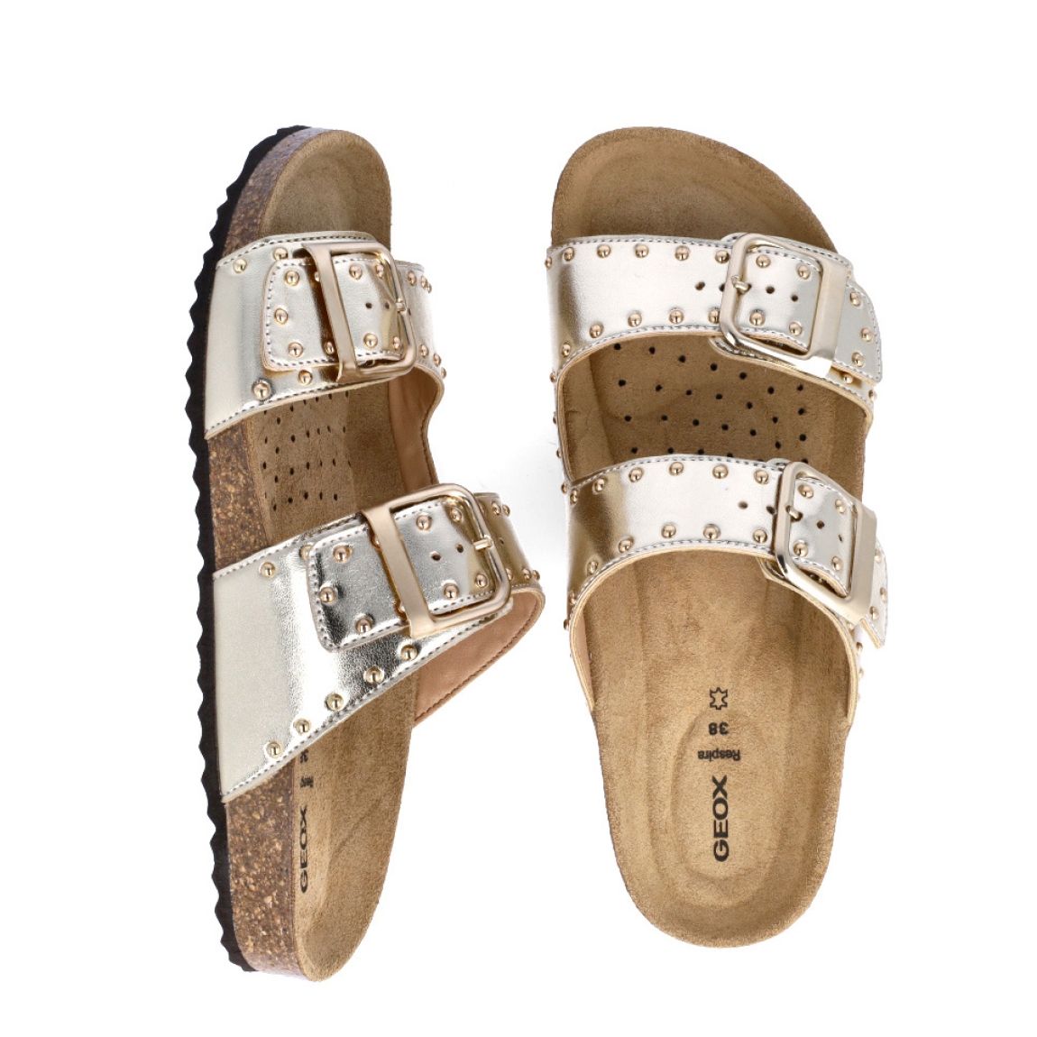 Sandalia para mujer de la marca Geox modelo BRIONIA. Elaborada en piel color oro con detalle de tachuelas, de estilo diario, que garantiza confort y transpirabilidad durante todo el día. Cierre con doble hebilla en pala. Este modelo, cuenta con una empella de suave gamuza. Ideal para la ciudad, BRIONIA está pensada para añadir un toque moderno a los looks de verano.