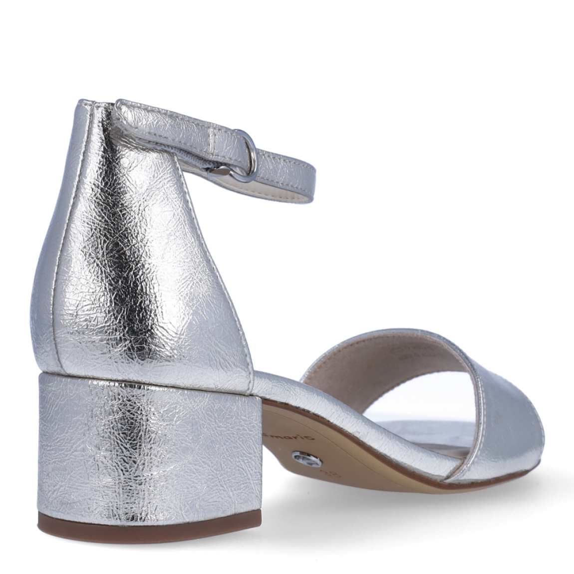 Sandalias de la marca Tamaris, modelo SANTE. Exterior de las sandalias en piel color plata. Interior de las sandalias en piel color beig. Cierre de las sandalias Tamaris con hebilla en el tobillo. Sandalias con tacón de 4cm de altura. Estas sandalias Tamaris SANTE son unas clásicas para lucirlas en tus eventos más importantes con la máxima comodidas posible.