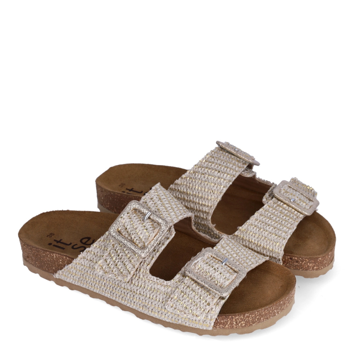 Sandalias de la marca Itse, modelo JULIA. Exterior en piel trenzada color beig con efecto brillante y doble hebilla en pala. Interior en piel color camel. Suela corcho de forma plana. Estas chanclas Itse JULIA son ideales para esta temporada!