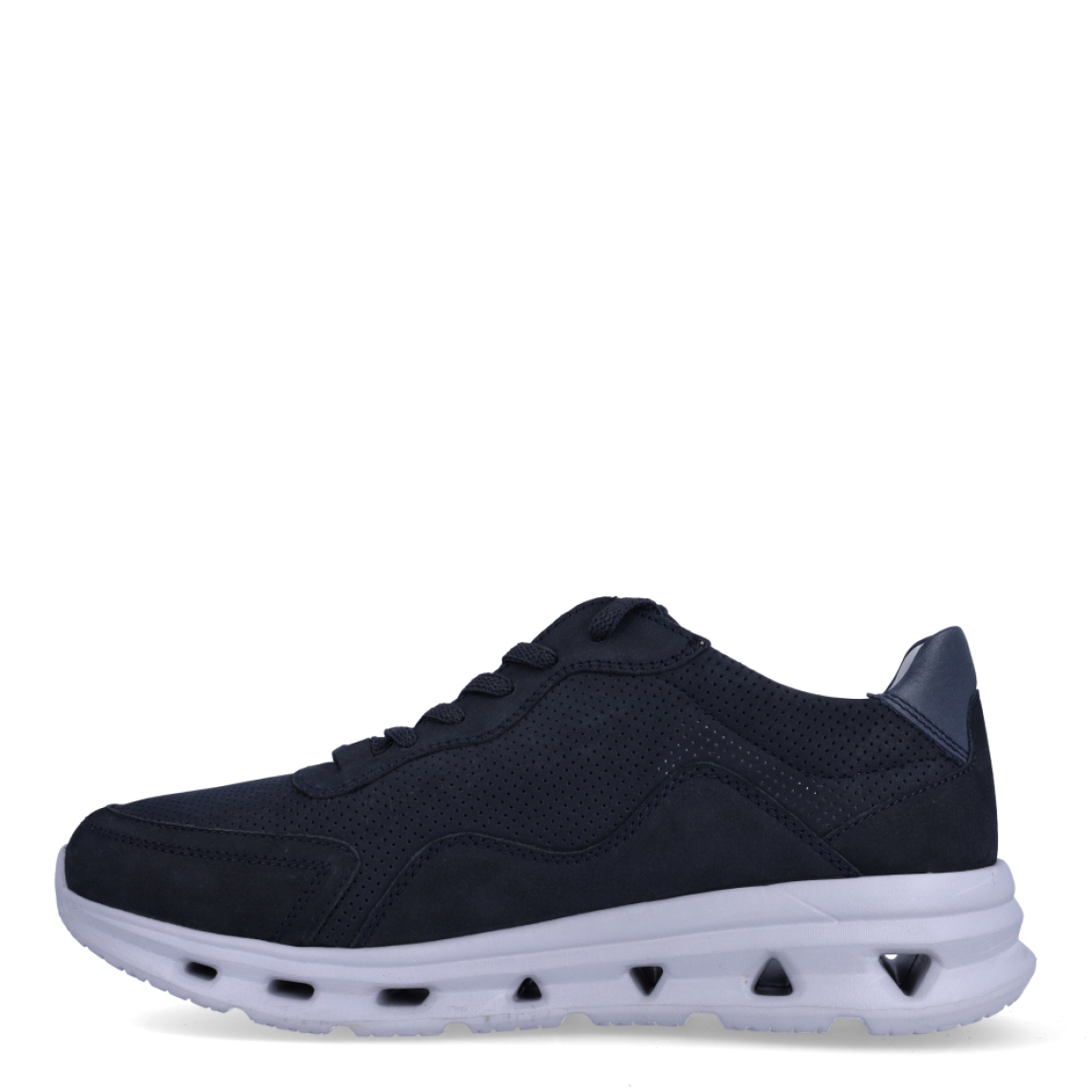 Deportivas de la marca Stonefly, modelo THEO. Exterior en piel troquelada de color azul oscuro. Lengüeta de licra. Interior en piel y textil de color blanco y gris claro. Cierre con cordones. Suela de goma de 4 cm. Plantilla acolchada. La tecnologia Blusoft ofrece pasos suaves y ligeros, con un nivel ingualable de comodidad y amortiguación. Deportivas Stonefly casual para todos los días.