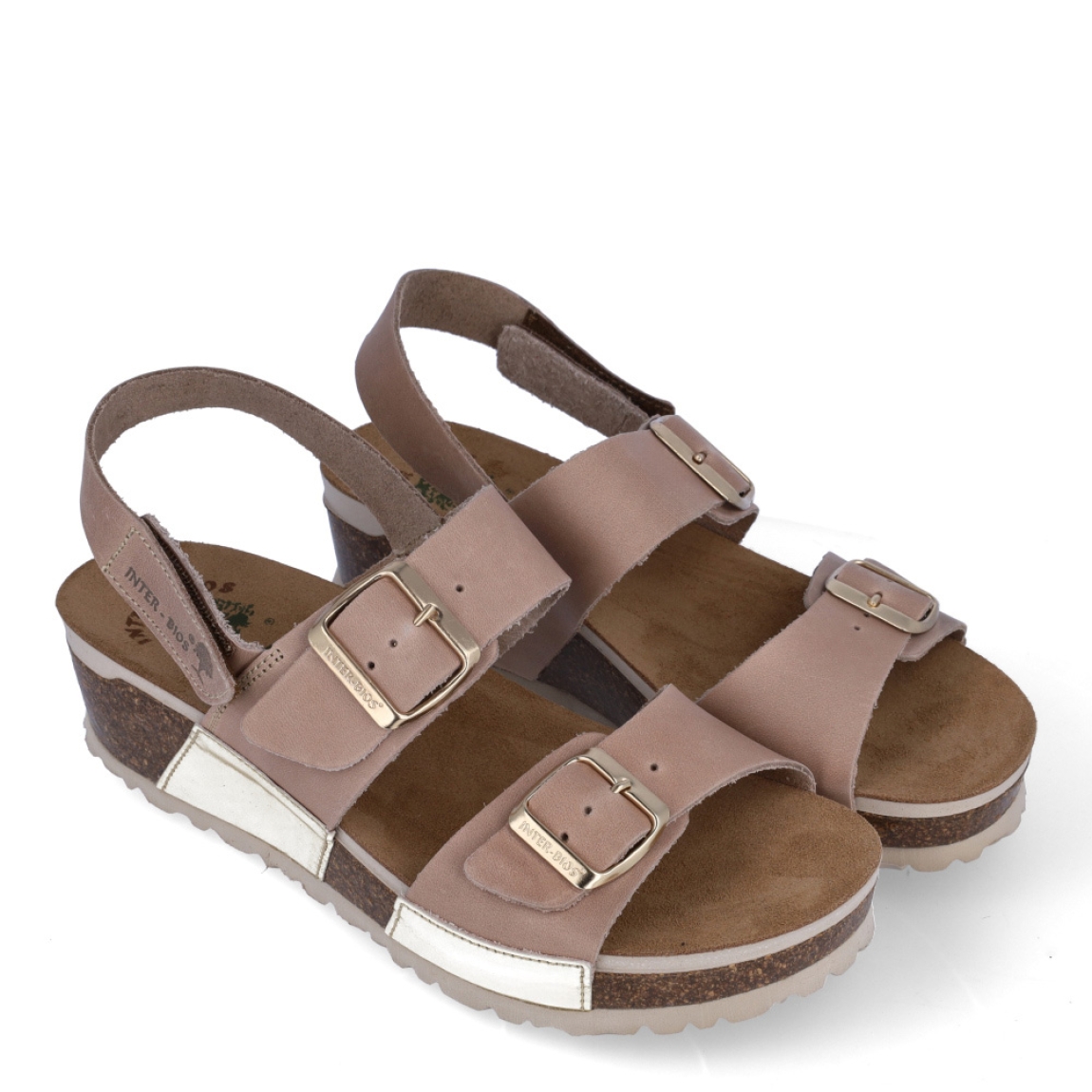Sandalias de la marca Inter Bios, modelo LINA. Sandalias elaboradas en piel color taupe con detalle en dorado. Cierre de las sandalias con doble hebilla en pala y velcro en el talón. Sandalias con cuña de 4cm de altura. Estas sandalias Inter Bios es un esencial para tus looks de temporada, si deseas disfrurae de una comodidad máxima en tu día a día.