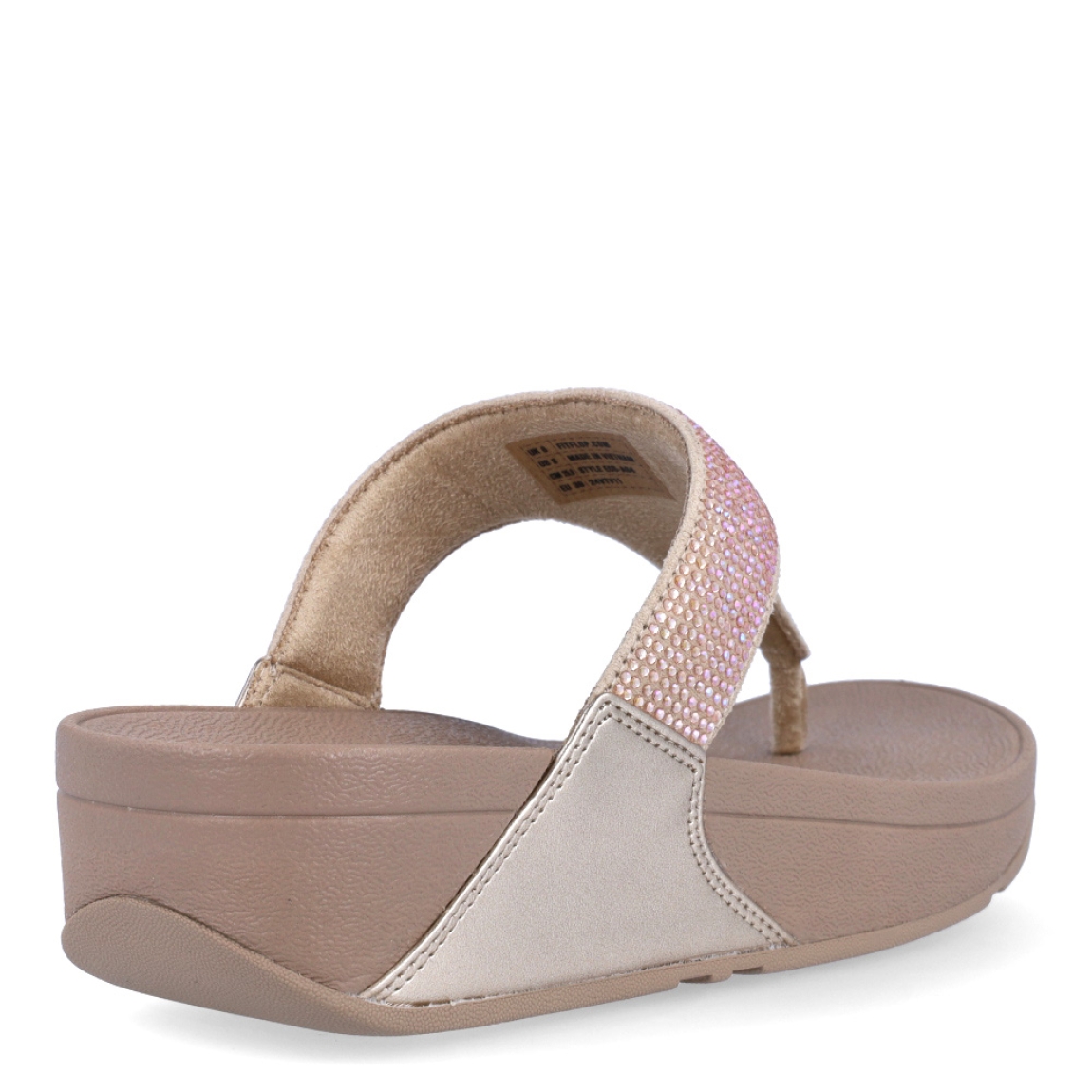Sandalias de la marca Fitflop, modelo Lulu Crystal. Exterior en ante color taupe, decorado con brillantes. Interior en microfibra de color taupe. Suela de caucho antideslizante y planta acolchada. Cuña de 4 cm incluyendo 2,5 cm de plataforma. Con detalle de piel sintética perlada metalizada en los laterales. Fabulosas de día y de noche.
