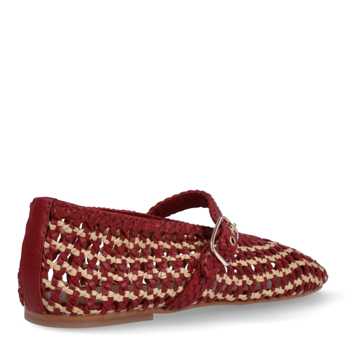 Merceditas de la marca Inuovo, modelo MATTA. Exterior elaborada en piel trenzada color granate con punta redonda. Interior en piel color nude. Cierre de las merceditas con hebilla. Estas merceditas Inuovo MATTA son ideales para llevar esta temporada! su comodidad, ligereza y estilo las hacen únicas!