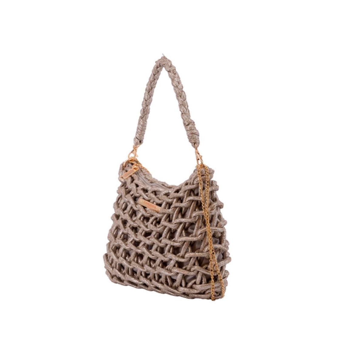Bolso de la marca Simosastre, modelo ELOISE. Bolso fabricado en tejido de tela con forma de cuerdas color platino, con cierre cremallera y bolsillos interiores, asa estilo hobo en poli piel al tono con mosquetones y asa de cadena. Medidas: alto 19cm y ancho 29cm. Este bolso Simosastre ELOISE es ideal para lucirlo esta temporada!