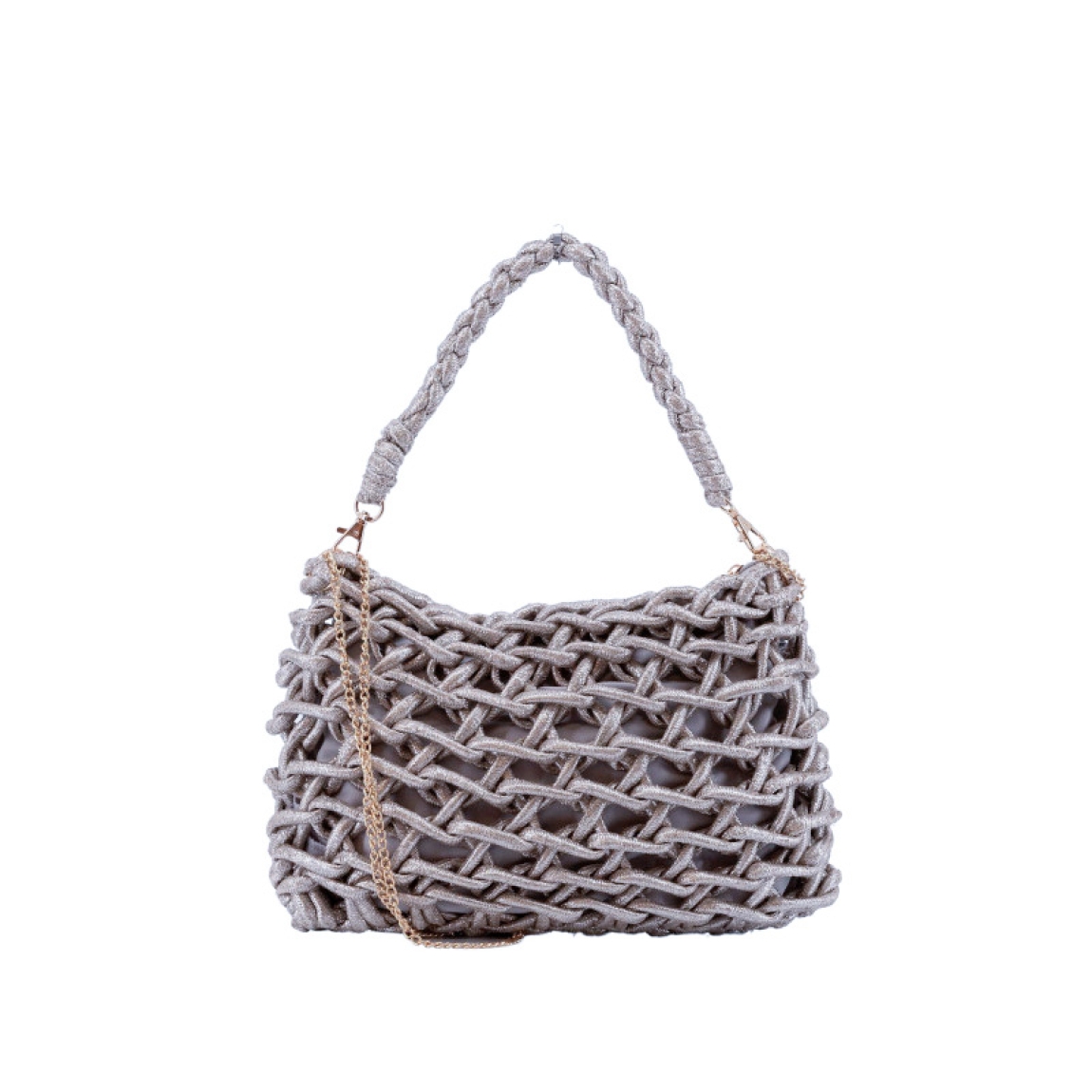 Bolso de la marca Simosastre, modelo ELOISE. Bolso fabricado en tejido de tela con forma de cuerdas color plata, con cierre cremallera y bolsillos interiores, asa estilo hobo en poli piel al tono con mosquetones y asa de cadena. Medidas: alto 19cm y ancho 29cm. Este bolso Simosastre ELOISE es ideal para lucirlo esta temporada!