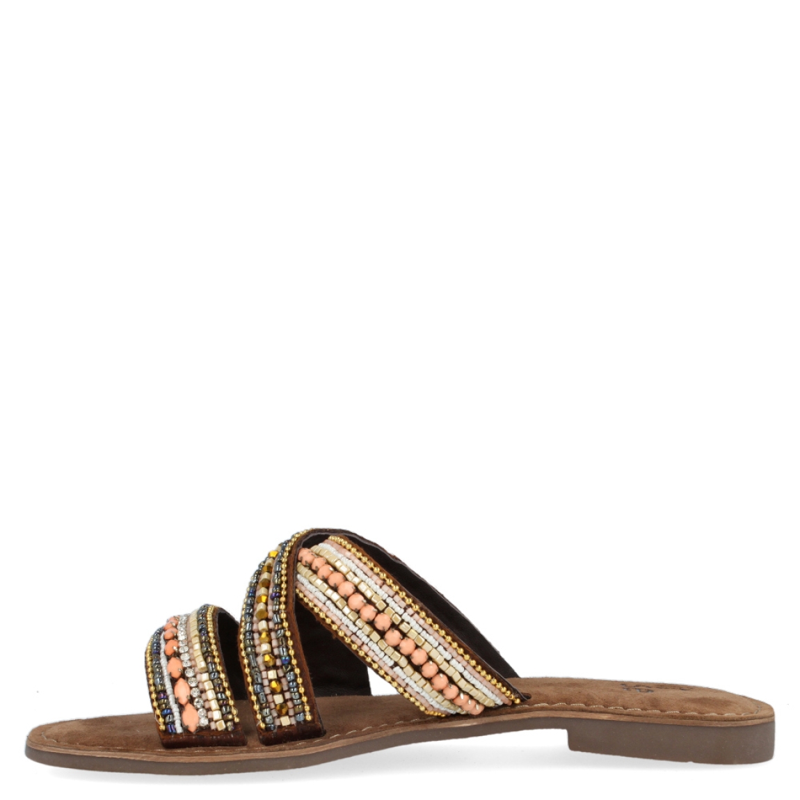 Sandalia de pedreria de la marca Itse, modelo Tala. Exterior de la sandalia de piel de color marrón. Exterior de la sandalia decorado con pedrería multicolor. Interior de la sandalia de piel de color marrón. Pala con suela de goma flexible y ligera. Sandalia con plantilla acolchada para garantizar el máximo confort. La sandalia de Itse, modelo Tala, es la sandalia perfecta para el verano. Es una sandalia cómoda y versátil para cualquier plan de verano.