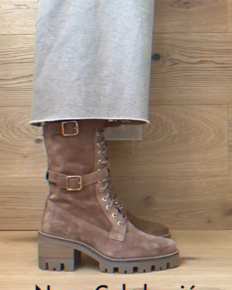 🤭¿Por qué nos gusta tanto un TikTok? 👜👢👠👝🤳 www.munne1941.com . . . . @mireiaplaya @alpewomanshoes @guess @areaforte @panchic_official @hispanitas @ponsquintana @noaharmonofficial @itse . #tiktok #botas #shoes #bolso #bag #fashion #camel #piel #ante #cordones #zapatos #shoesaddict #newcollection #fallwinter #otoñoinvierno #moda