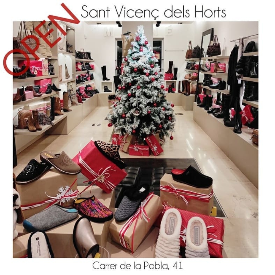 ❤Vine a gaudir del teu xec regal fins demà i participa en el sorteig de 150 €‼️‼️ Recordeu que avui i com cada Dissabte, les nostres botigues estan obertes. 👈 Demà Diumenge també les tindrem obertes per tal de facilitar les vostres compres de Nadal🎄 de 11-14h i de 17-20 h. ⚠️La Vailet de 11-20 h . ⚠️Martorell i St vicenç 