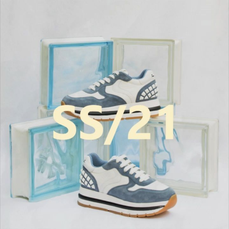 💙Lleva toda la magia de la NEVA COLECCIÓN con estas sneakers casuals que ... ¡¡Si ya eres fan ahora lo serás ➕!! 👉Munné1941.com -Menú/NuevoSS21/🥰 . . #NuevaColección #new #deportivas #sneaker #tendencia #primavera #verano #piel #plataforma #voileblanche #cool #chic #loveshoes #barcelona #madrid #spain #bcn #baixllobregat #moda #fashion