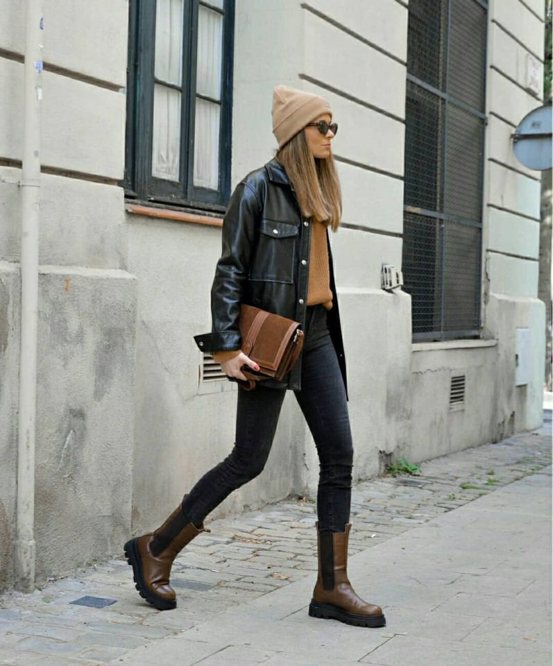 Paso a paso crearás tu propio camino. ❣ ⚡Nos encantas @lookfortime⚡ 👉Munné1941.com . . #rebajas #sales #rebajasbotines #rebajasbotas #rebajasbotines #descuentos #track #botinmarron #promo #moda #tendencias #regalo #trens #rebaixes #barcelona #madrid #bcn #baixllobregat