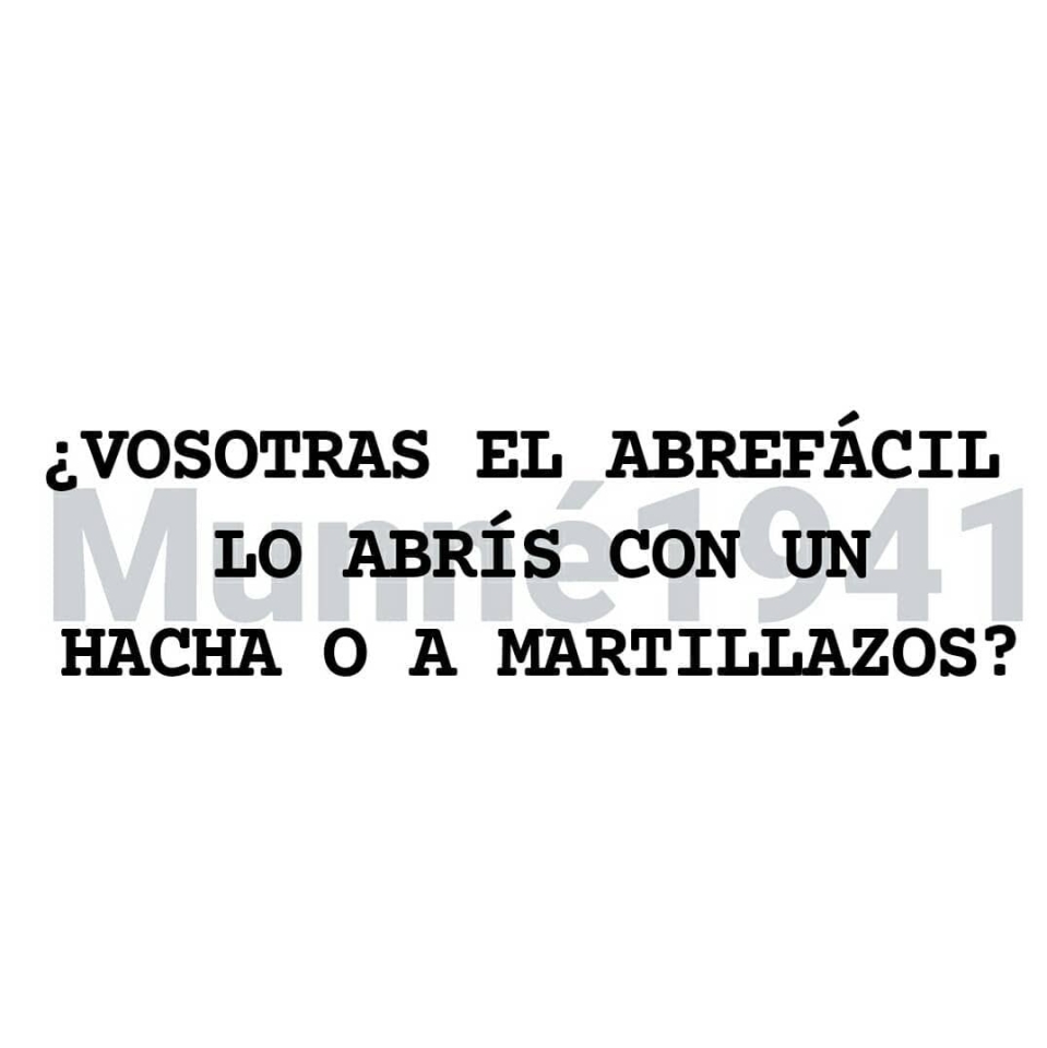 ¡¡ Feliz día !! 🚧🪓👷‍♀️🚧 . #abrefacil #cosas #vida #cosasdeeldiaadia #mujer #shoes #zapatos #happy #alegeia #sonrie #verano #primavera #guapa #frasedeldia #happyday #frases #memes #sonrisa #shoesaddict #molinsderei #santvicençdelshorts #santfeliudellobregat #sabadellcentre #martorelles #bcn