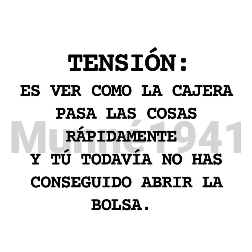 😱🤣 . . . #vida #cosasdeeldiaadia #cosasgraciosas #shoes #zapatos #happy #alegeia #sonrie #verano #primavera #guapa #frasedeldia #happyday #frases #memes #sonrisa #shoesaddict #molinsderei #santvicençdelshorts #santfeliudellobregat #sabadellcentre #martorelles #bcn