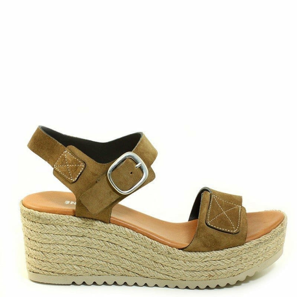 🥰Cada detalle, cada forma, añade personalidad y sofisticación a cualquier look... y ahora con SUPER DESCUENTOS‼️ 📲🛍 Munne1941.com . . #sandalias #rebajas #sales #sandaliasdediseño #diseño #esparto #cuñaesparto #madeinspein #promo #sandaliaalmaenpena #especial #espectacular #lowcost #comodidad #sandals #shoes #shopping #verano #plataforma #sandaliaplana #camel #verdeagua #descuento #sandaliasplataforma #tendencia