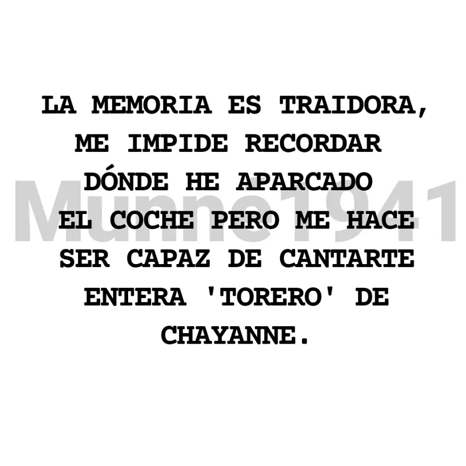 🤣🤣 . . #vida #cosasdeeldiaadia #cabezota #amitambienmepasa #cosasgraciosas #shoes #zapatos #happy #alegria #sonrie #verano #guapa #frasedeldia #happyday #frases #memes #sonrisa #shoesaddict #molinsderei #santvicençdelshorts #santfeliudellobregat #sabadellcentre #martorelles #bcn
