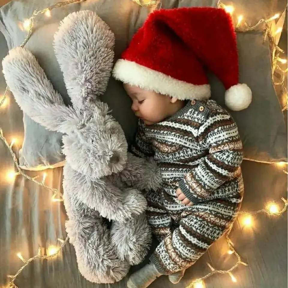Little big dreams 💫 . . . #navidad #merrychristmas #regalo #loveshoes #familia #family #barcelona #bcn #spain #baixllobregat #instashoes #instagram #shoes #zapatos #entrañable #sweet #fiestas #felicidad #dulzura