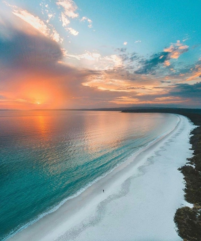 🤔🥰Si pudieras ir de vacaciones ahora mismo, ¿a dónde irías? ¿Por qué? . . #ciudades #desayuno #felizdia #paz #descanso #sueños #vida #aire #paisajes #buenosdias #paisajesnaturales #naturaleza #relax #life #italua #mundobonito #italia #barcelona #madrid #mundo #wold #pasteles #travel #life #paisajes #libertad #foto #vacaciones