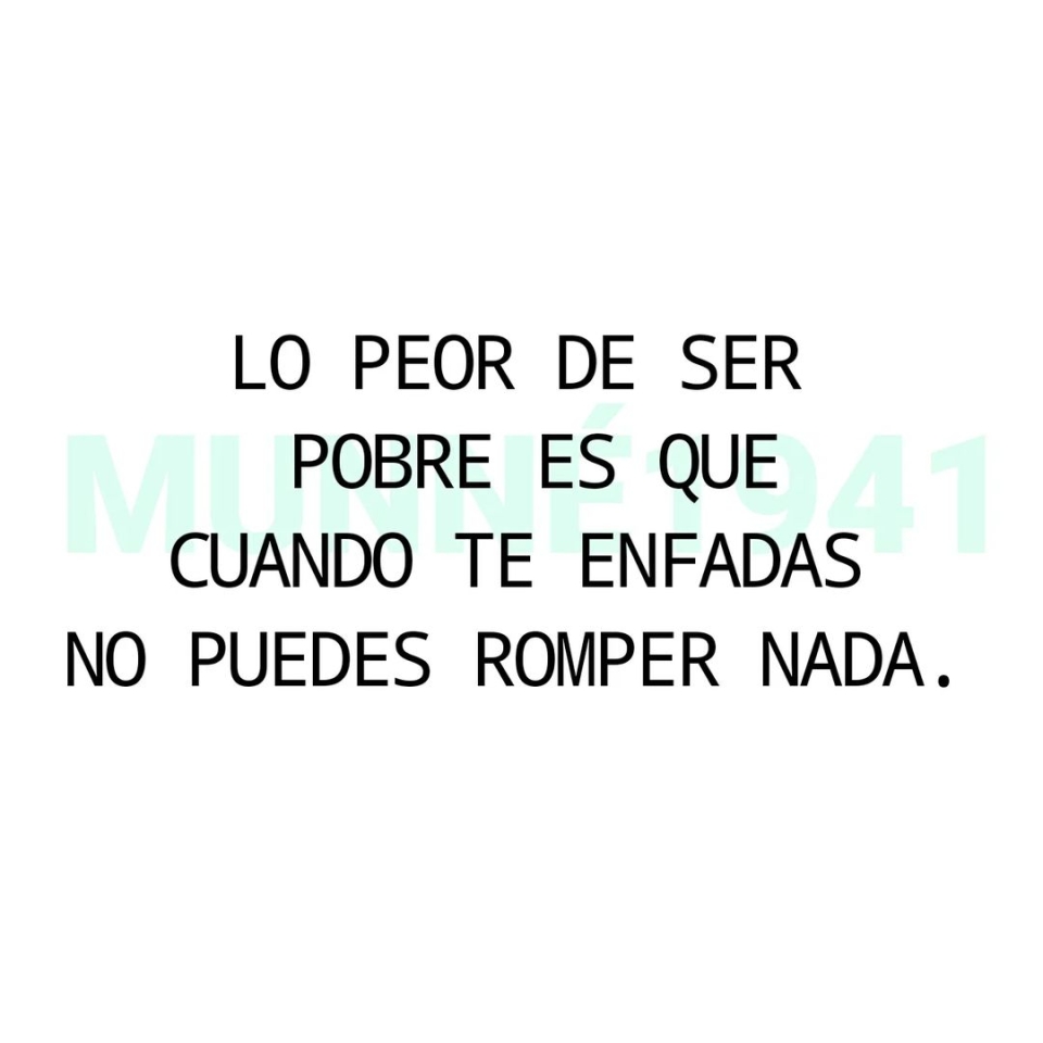 🤣🤣 . #cosasdeeldiaadia #cosasnuetras #2022 #cosasgraciosas #shoes #zapatos #happy #alegria #sonrie # #guapa #laschicastienenrazon #humor #simpatia #frasedeldia #happyday #frases #spain #memes #sonrisa #molinsderei #cosasgraciosas #santvicençdelshorts #santfeliudellobregat #sabadellcentre #martorelles #bcn