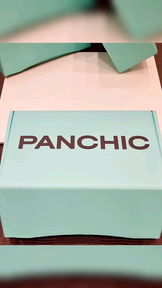 💞Este San Valentín, vuelve a sentir con nuestra nueva colección, llena de color, vida, movimiento y diversión¡¡!! 🛍Disponibles en tiendas y web. #NuevaColeccion #tendencia #shoes #deportivas #sneaker #deportivasvoile #panchic #plataforma #sostenibles #deportivapanchic #reels #marca #molinsderei #santfeliu #santvicenç #martorell #sabadell #influencers #escaparates #musthave #bcn #barcelona #madrid #tiendas #ganasdenovedades #notequedessineltuyo