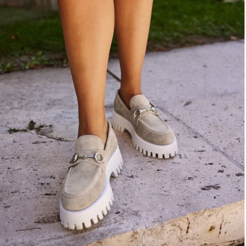 Tubi or not to be... Este mocasin clásico reinventado es uno de los favoritos indiscutibles año tras año. ¿A ti también te gusta?