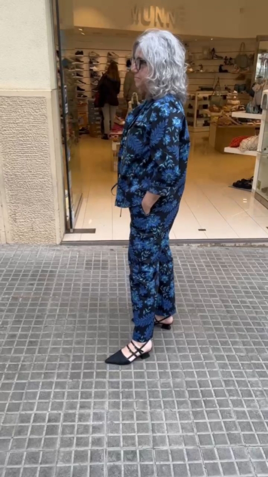 Aunque pareciera una banalidad, dicen que la moda tiene otro objetivo.Cambi