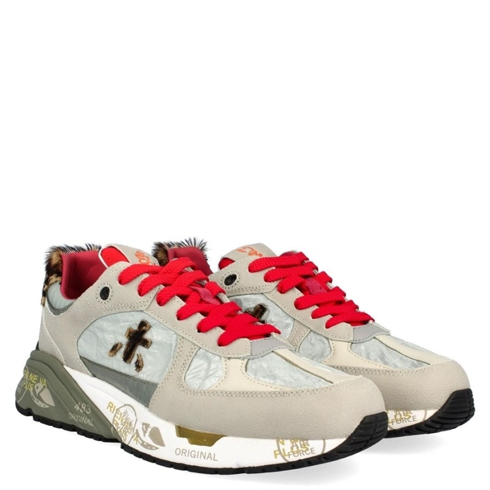 Hace una semana os enseñábamos unos modelo de Premiata espectaculares y os encantaronnn así que esta vez os lo traemos los últimos que dará un toque de estilazo a todos vuestros looks . . #NuevaColeccion #AW22 #tendencia #shoes #deportivas #sneaker #premiata #plataforma #diseño #marca #firma #moda #musthave #Italia #madeinitaly #molinsderei #santfeliu #santvicenç #madrid #martorell #sabadell #brutal #influencers #escaparates #bcn #tiendas #ganasdenovedades #notequedessineltuyo