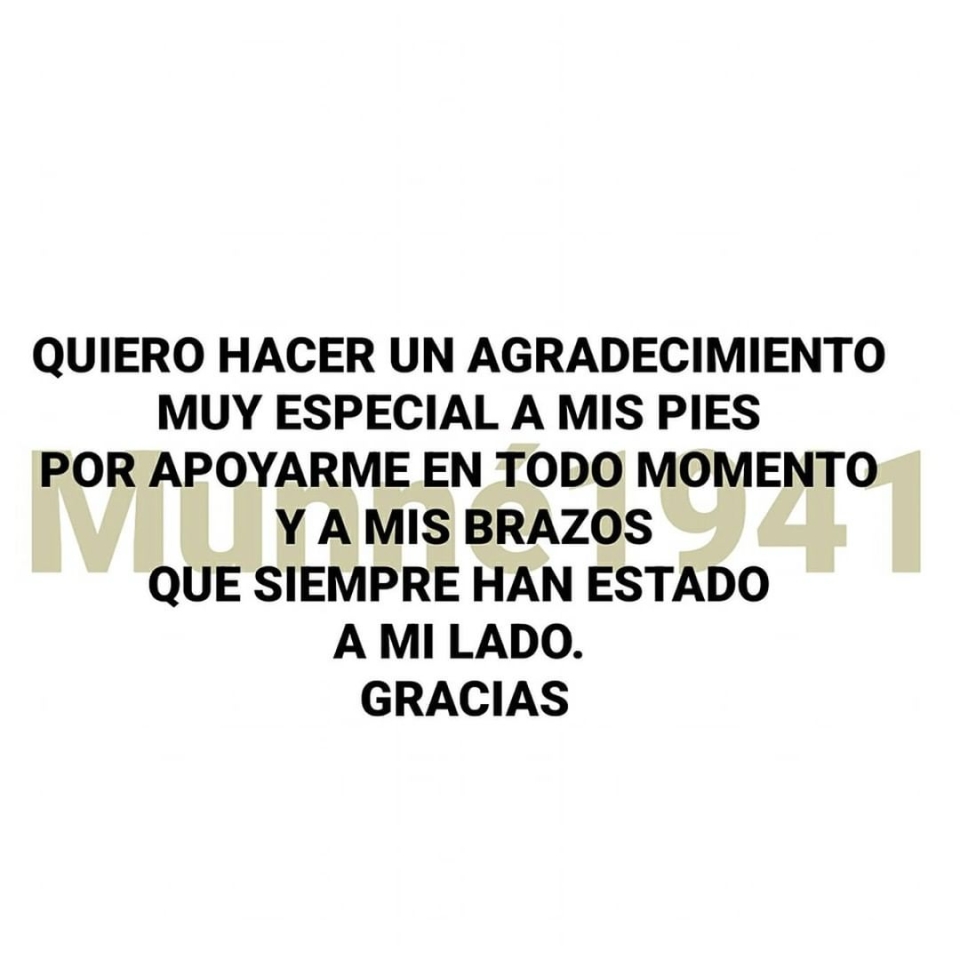 Dicen que la gente agradecida está menos estresada¿Y tú a quién le darás las gracias hoy? . . #cosasdeeldiaadia #cosasnuetras #2022 #cosasgraciosas #happy #alegria #sonrie #guapa #gracias #darlasgracias #humor #simpatia #frasedeldia #happyday #frases #spain #memes #sonrisa #cosasgraciosas #barcelona #bcn