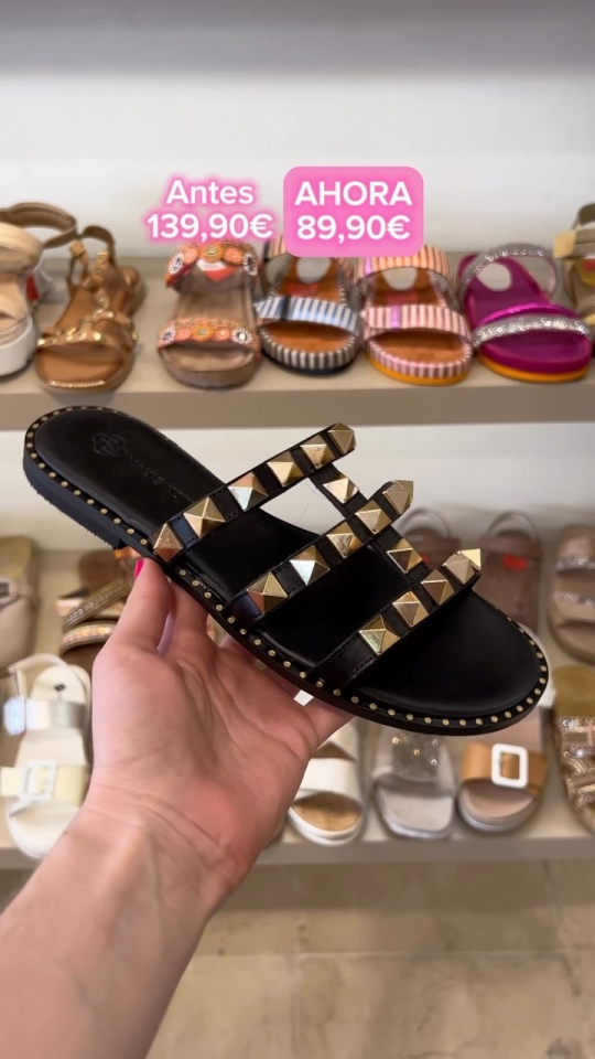 ¡Prepárate para nuestras Segundas Rebajas! Descubre los mejores zapatos y complementos de moda a precios irresistibles. No te resistirás a nuestros descuentos: antes ahora. ¿Te atreves a perdértelos? ¡Síguenos y encuentra tu estilo perfecto! #SegundasRebajas #ModaEnOferta #ZapatosFashion